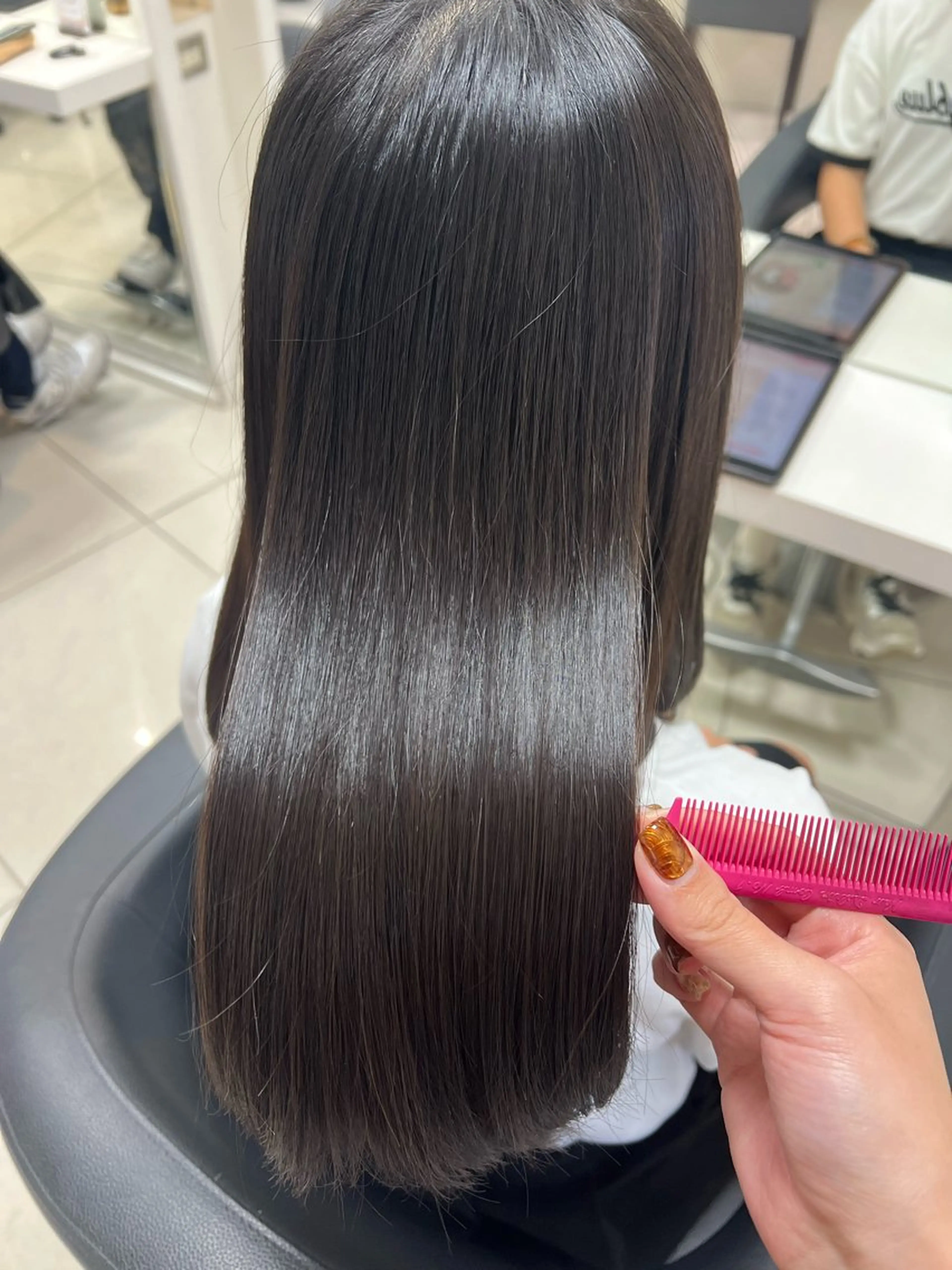 ロング カラー 髪質改善 ヘアカラー トリートメント 【暖色カラー特化】 中山由梨のヘアスタイル