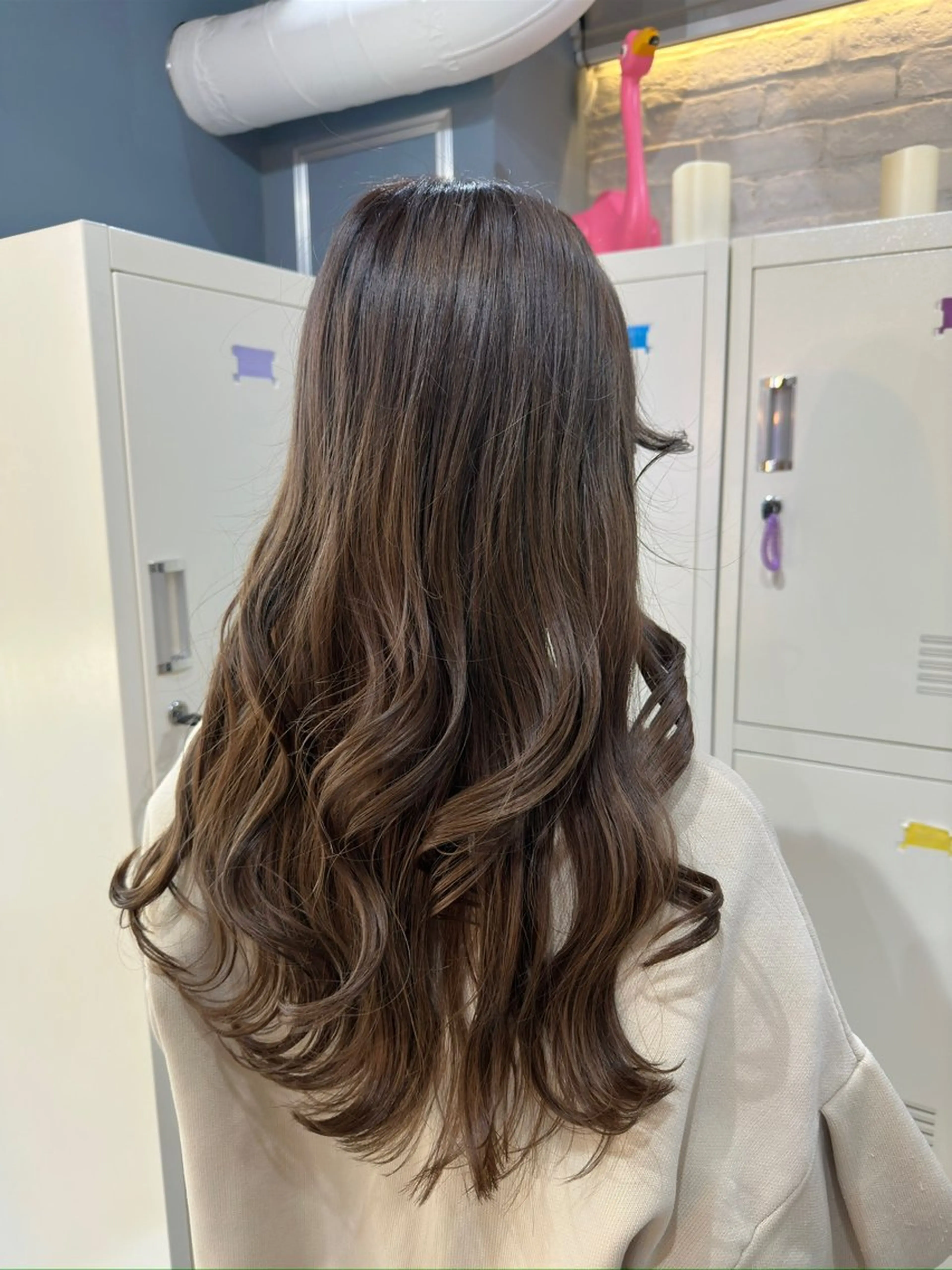 ロング カラー 透明感カラー 十倉 朱莉のヘアスタイル