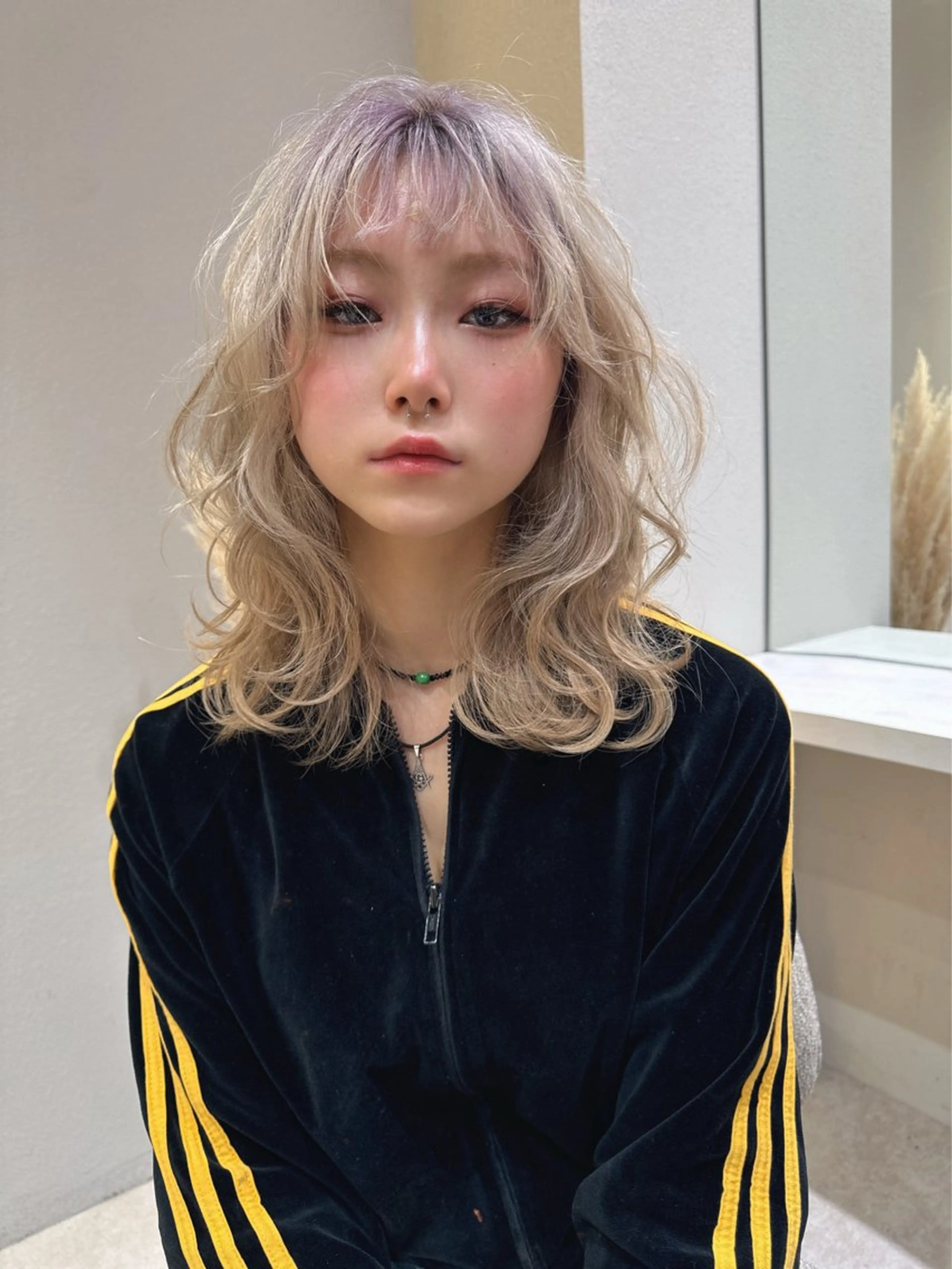 ミディアム ヘアカラー ハイトーンカラー🌟 🎠KANON🎡のヘアスタイル