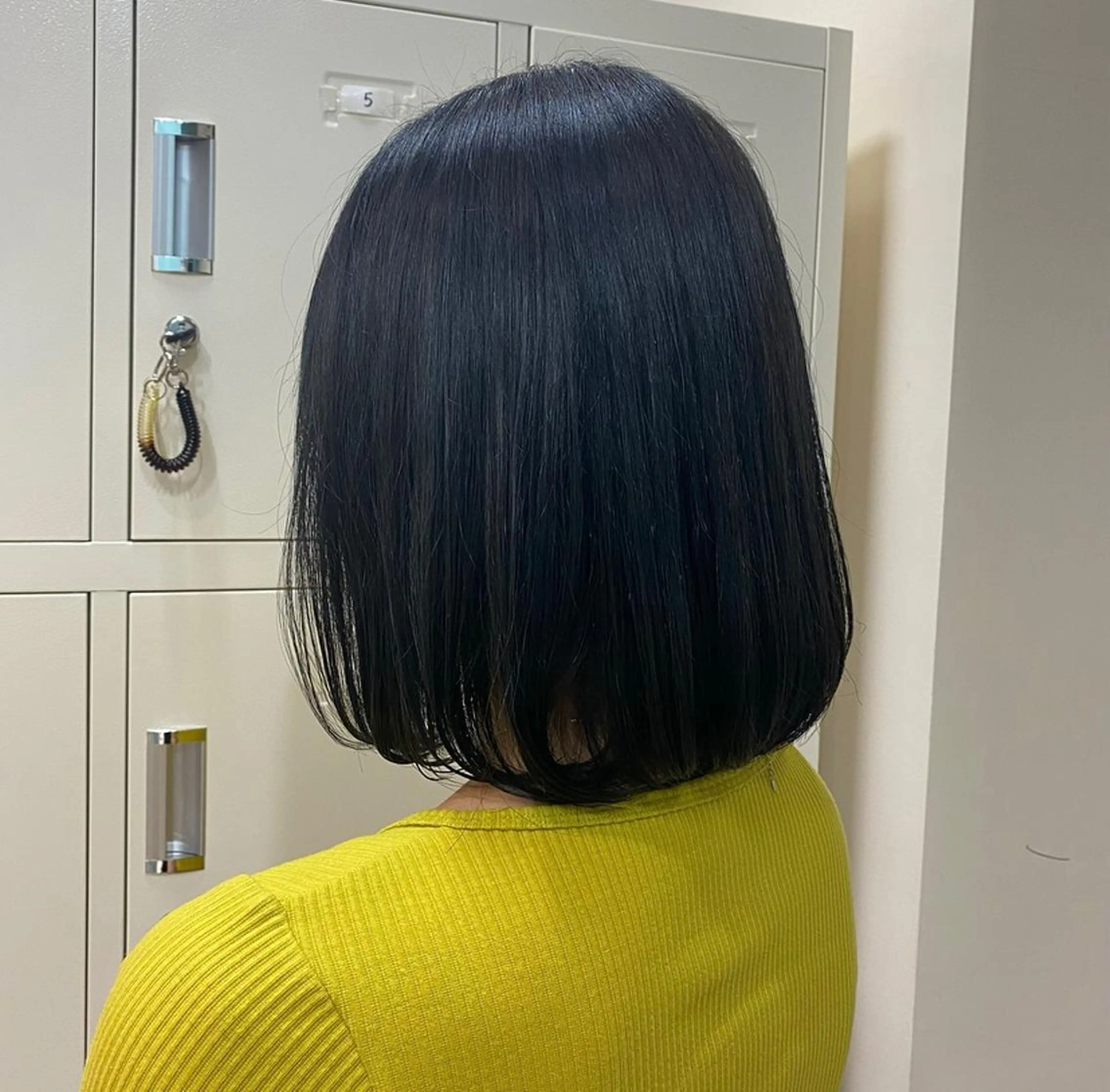 カラー 黒髪 ブルーカラー ブルーブラック 透明感カラー 後藤 瀬奈のヘアスタイル