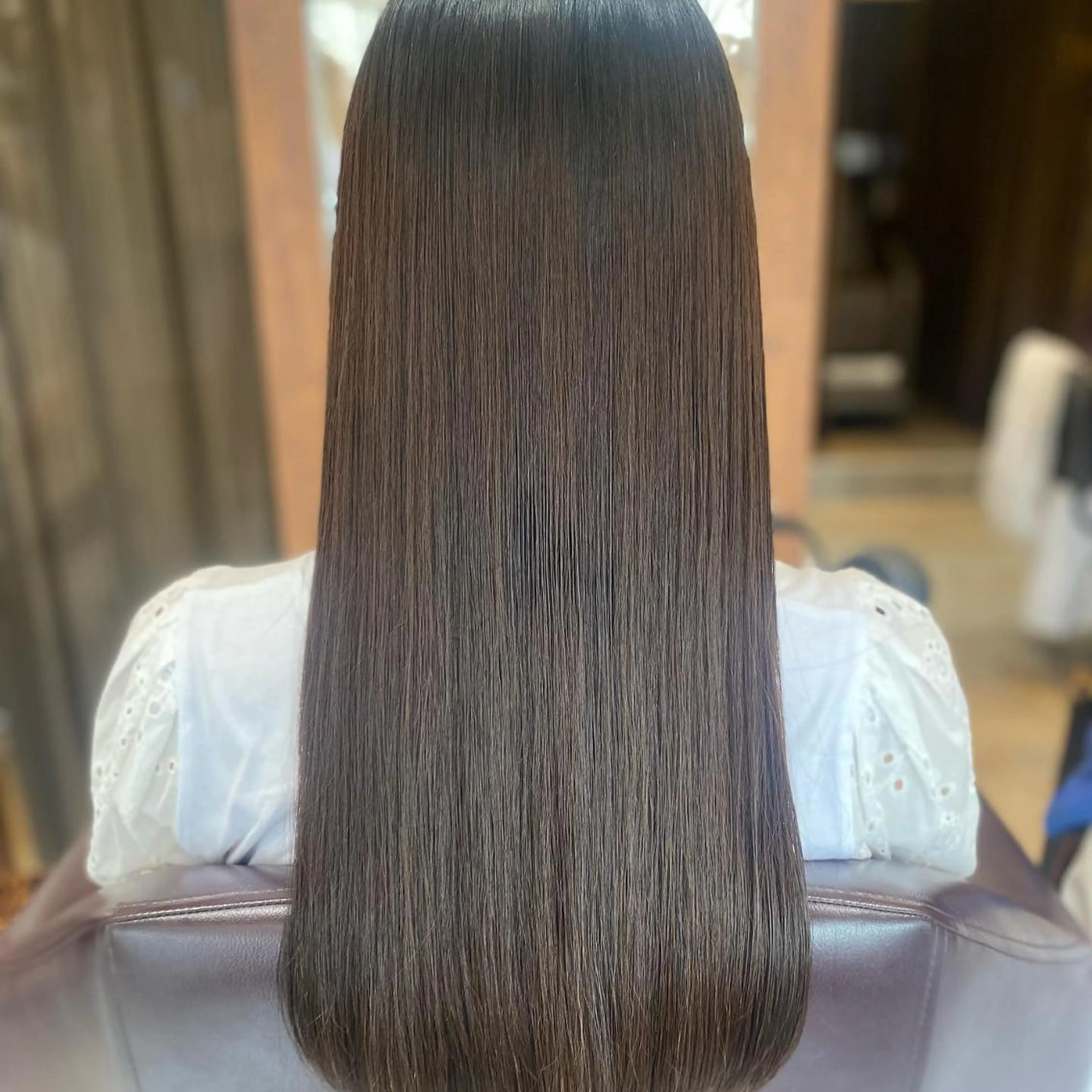 セミロング 加藤 実穂のヘアスタイル