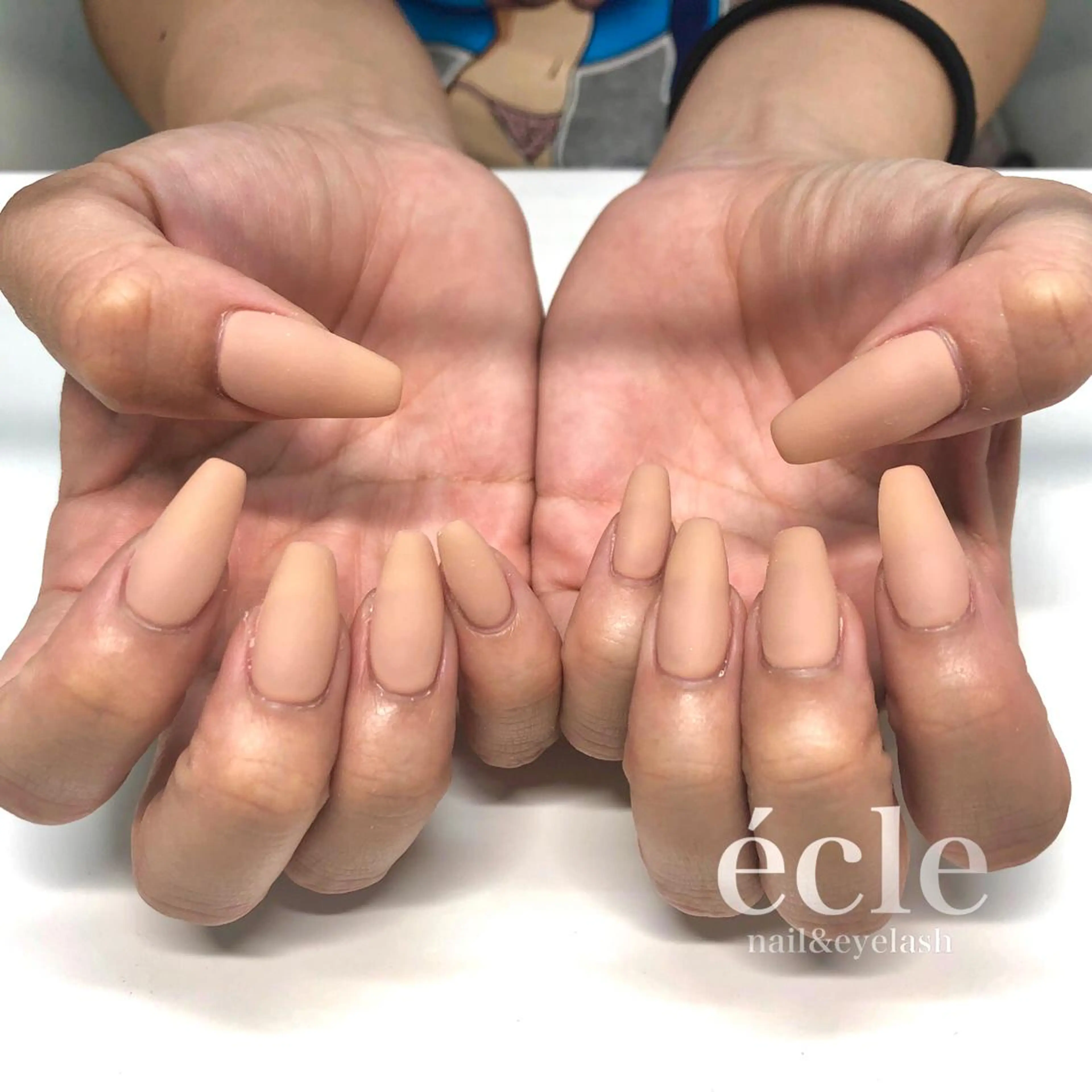 ネイル マットネイル ワンカラーネイル écle nail&eyeのネイルデザイン