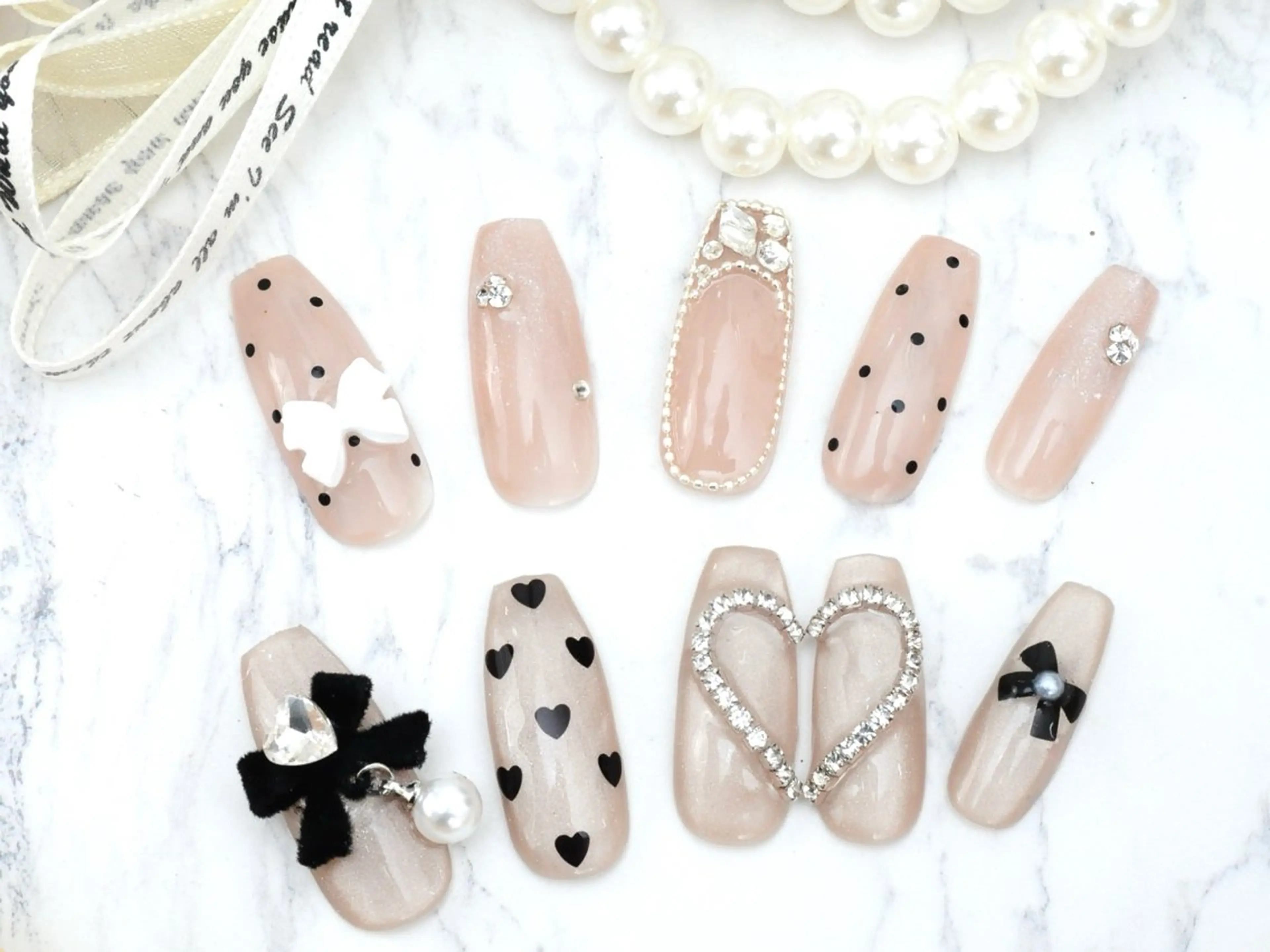 ネイル Queen ネイル&アイラッシュ所属・Queen ネイル&アイラッシュのマツエク・マツパデザイン