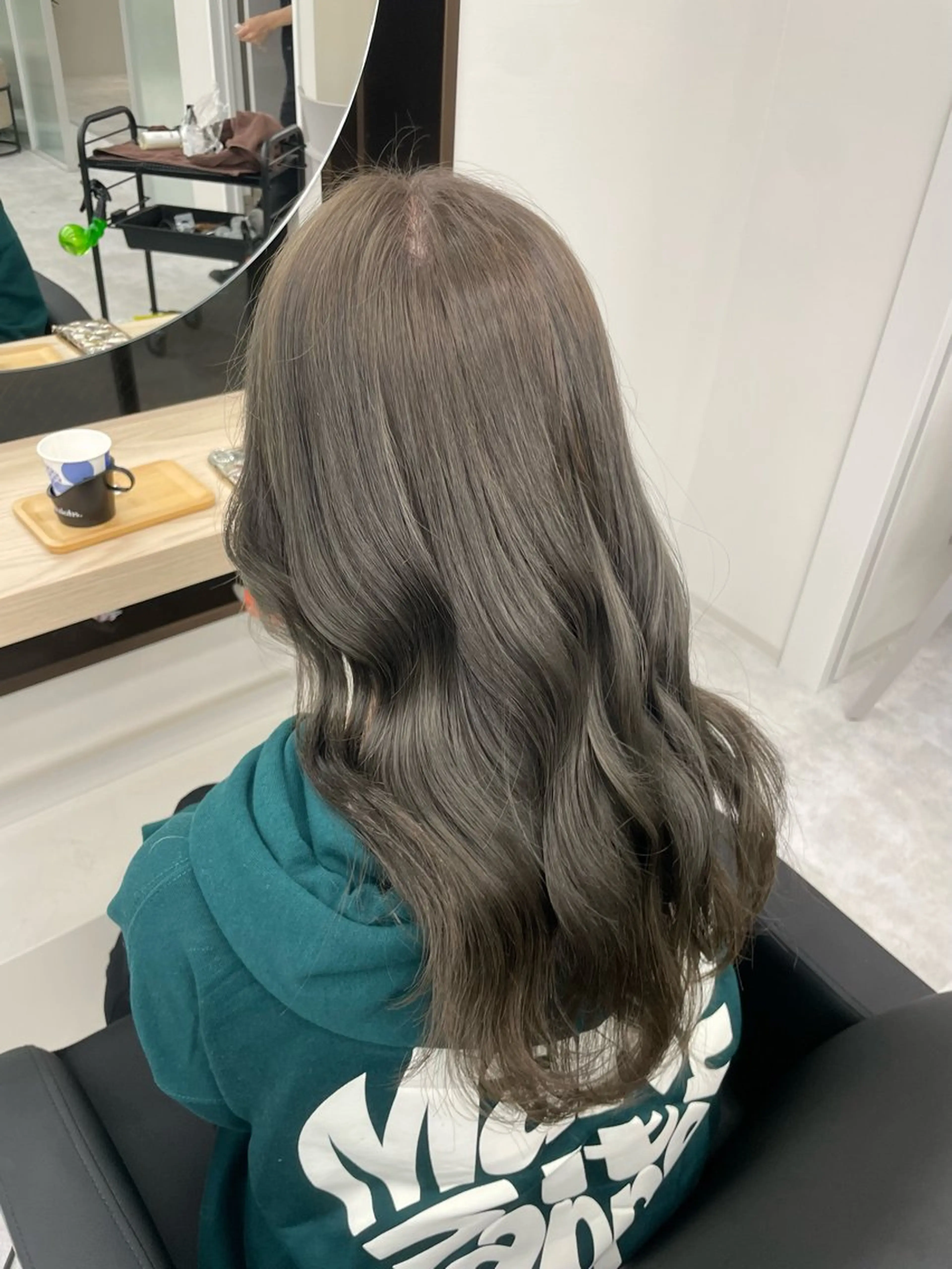 ロング カラー カット ヘアカラー 抜け感style💎 𝑹𝑼𝑵𝑨のヘアスタイル