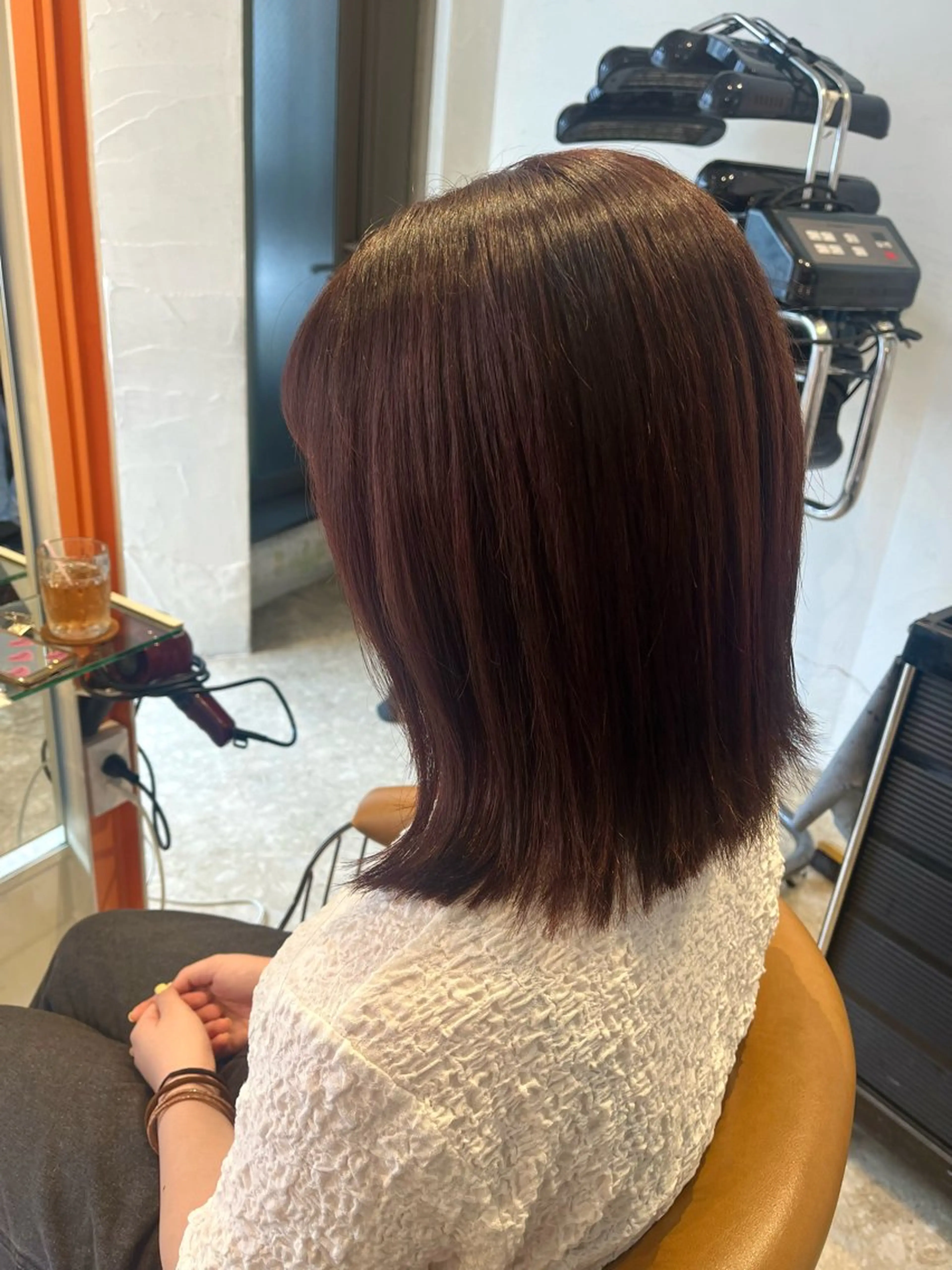 ミディアム カット ヘアカラー トリートメント うしだ かおるのヘアスタイル