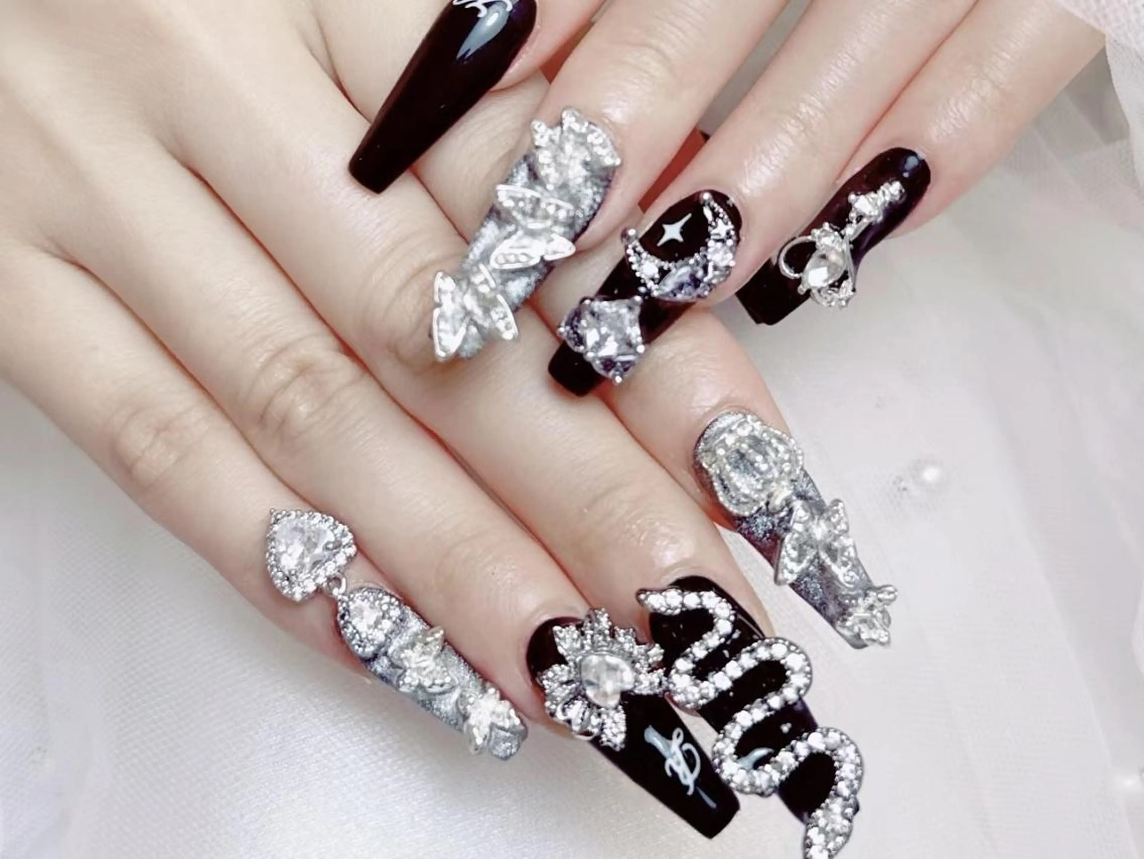 ネイル ワンカラーネイル 🦋y y Nail 🤍のネイルデザイン