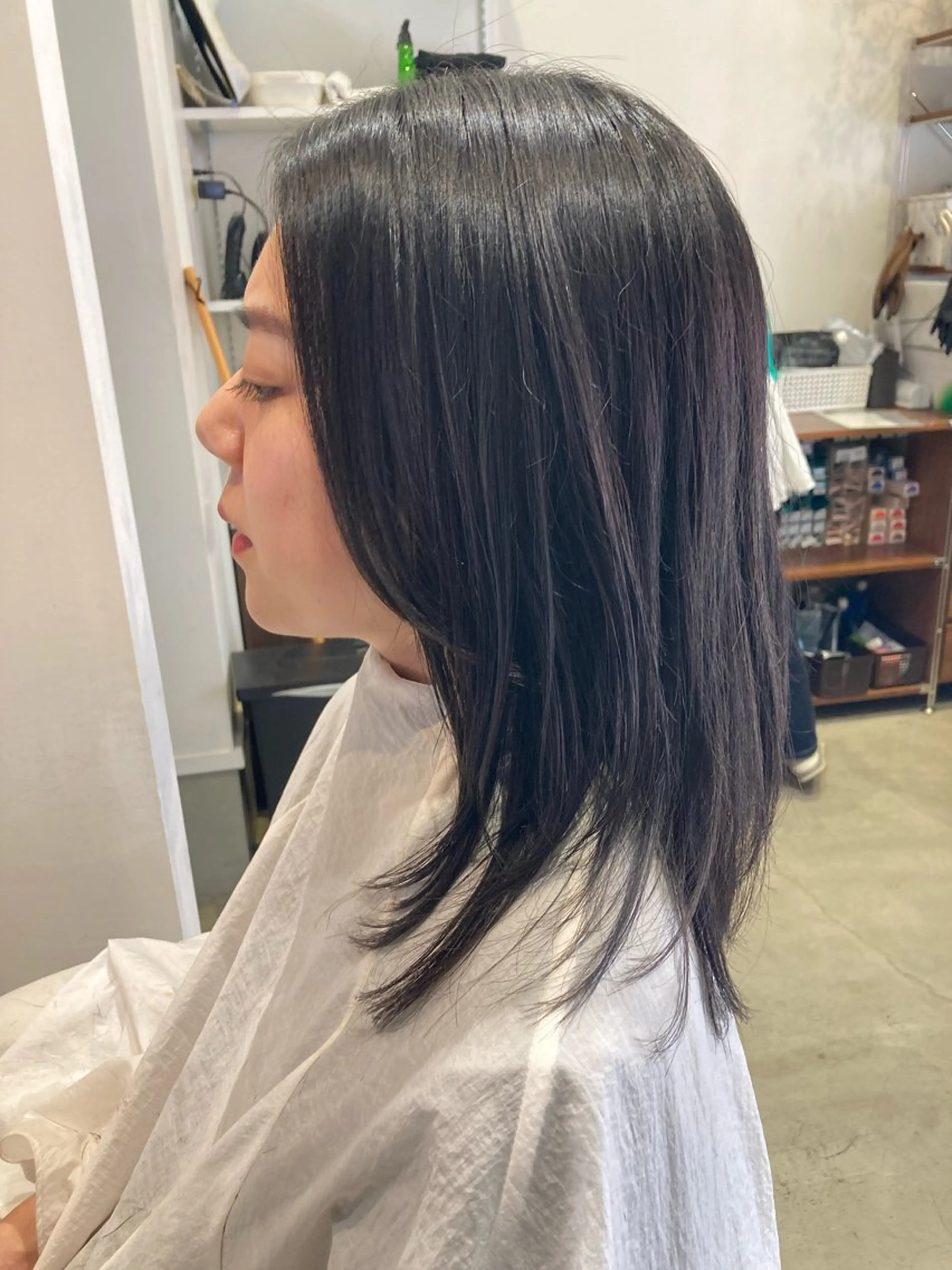 ロング レイヤーカット カット 折本 沙織のヘアスタイル