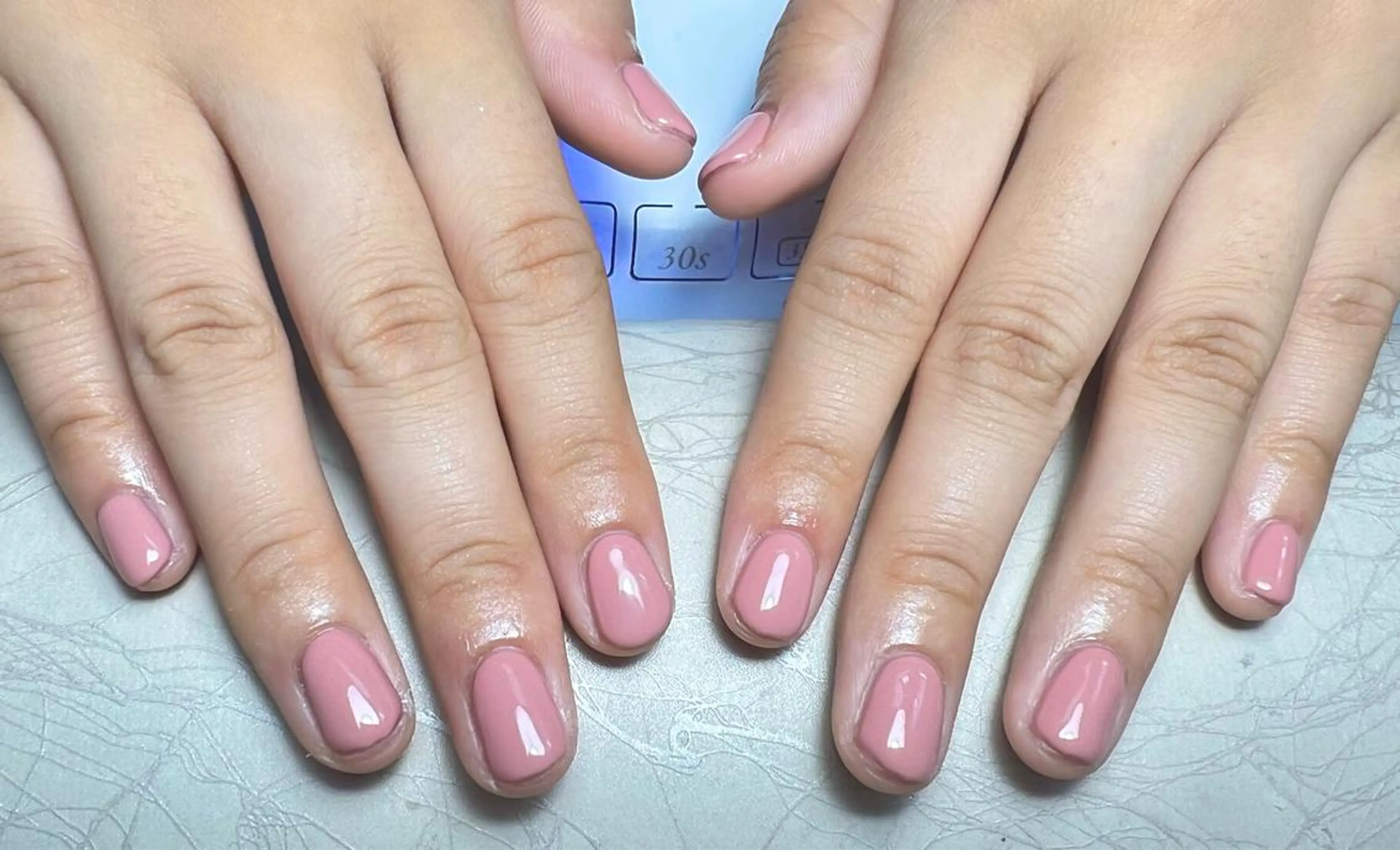 ネイル Una ☀️☀️のネイルデザイン