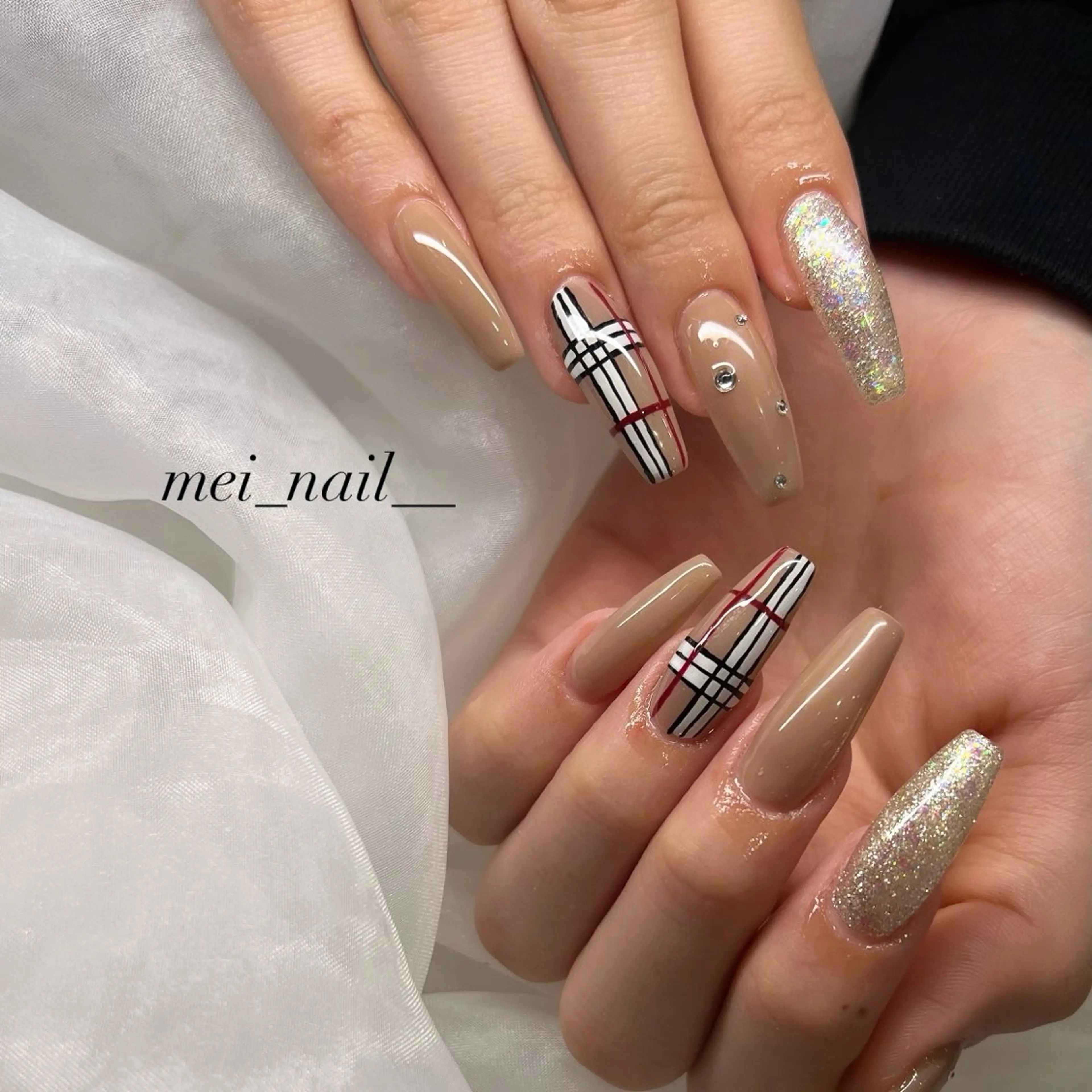 ネイル ハンドネイル est nail所属・永山 芽生子のネイルデザイン
