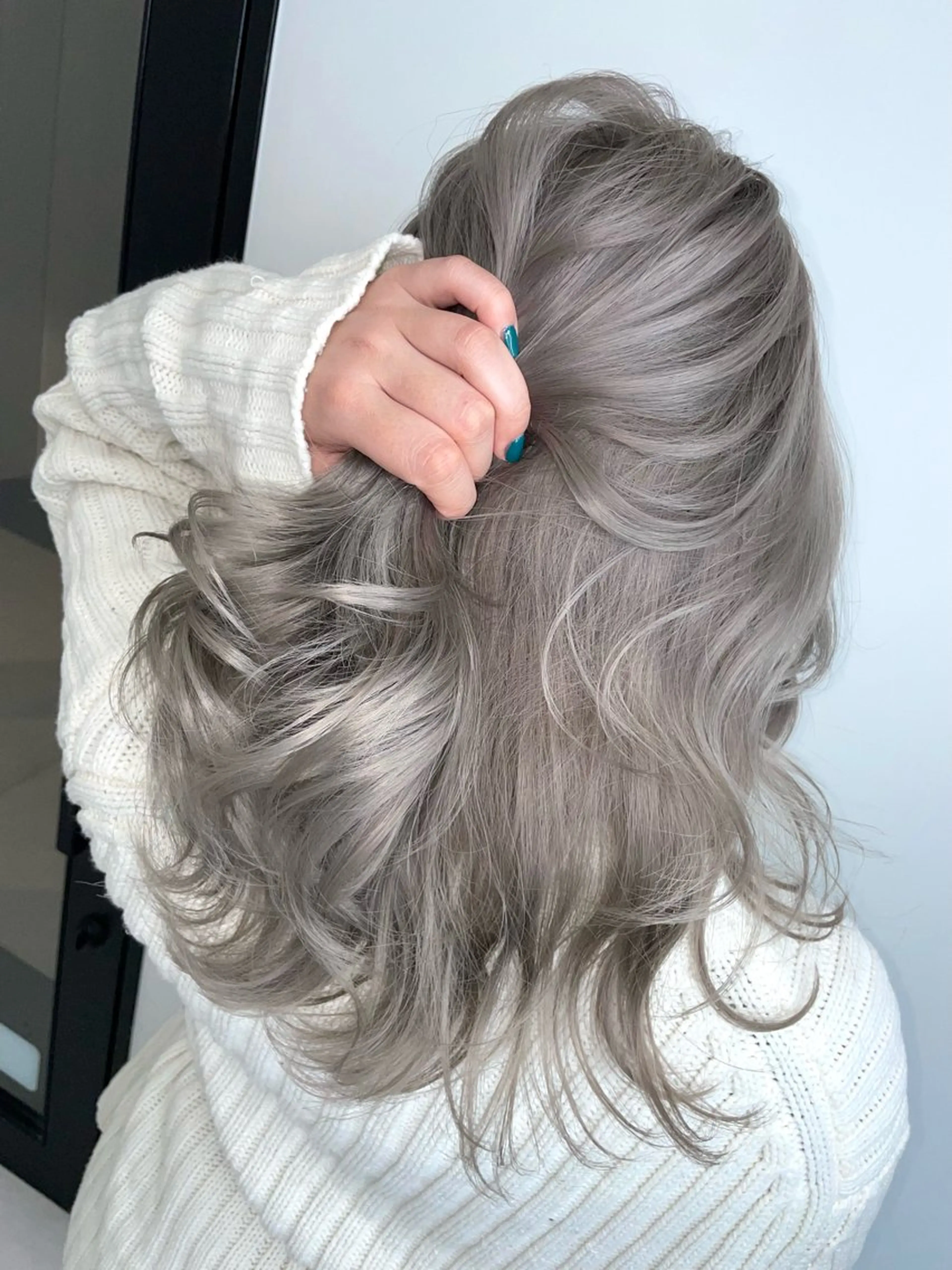 カラー ヘアカラー 和木坂 日美のヘアスタイル