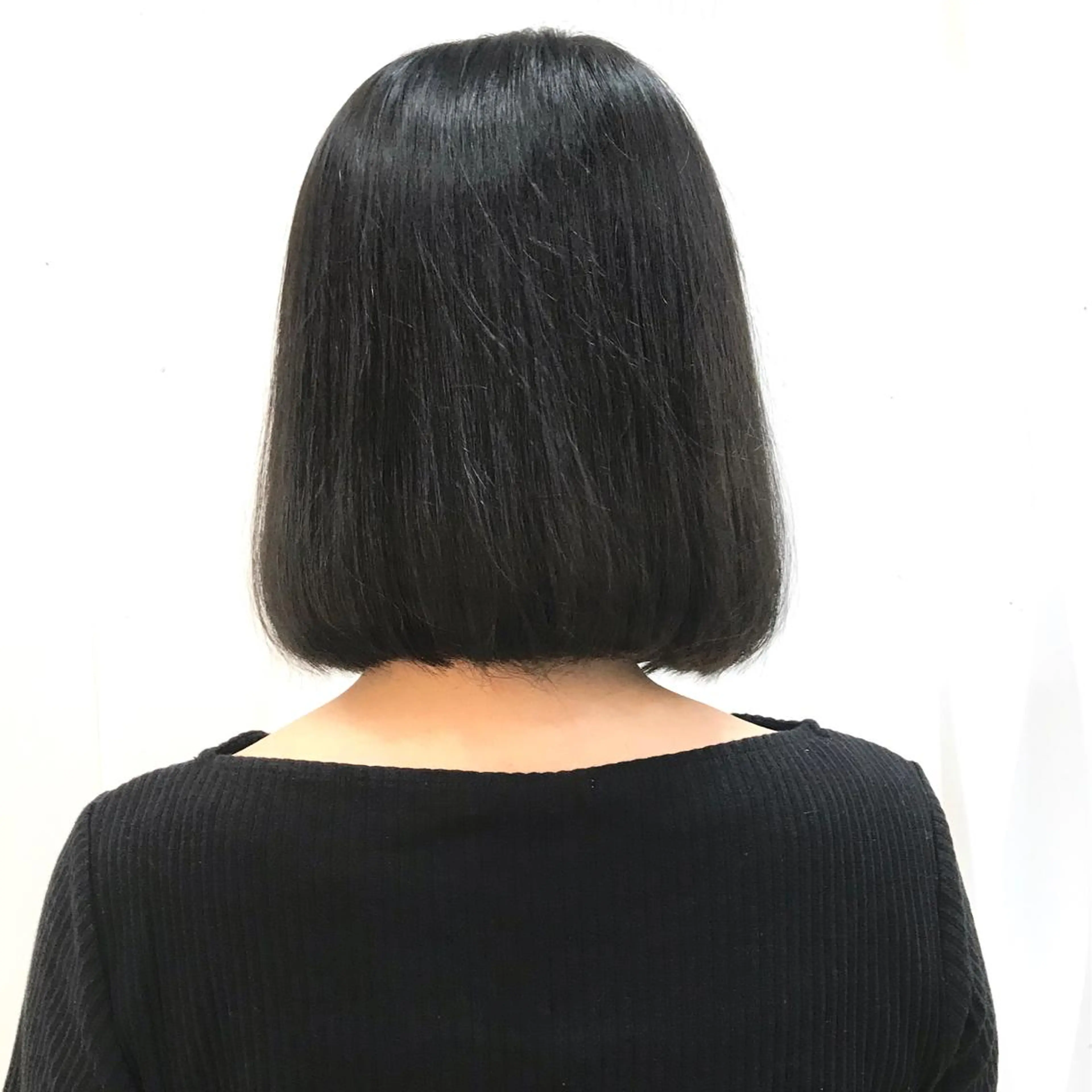ショート タンバルモリ ムルギョル巻き 韓国風ヘア シースルーバング タッセルカット サロウィン所属・K-POP好き美容師 🇰🇷Kai.Yのヘアスタイル
