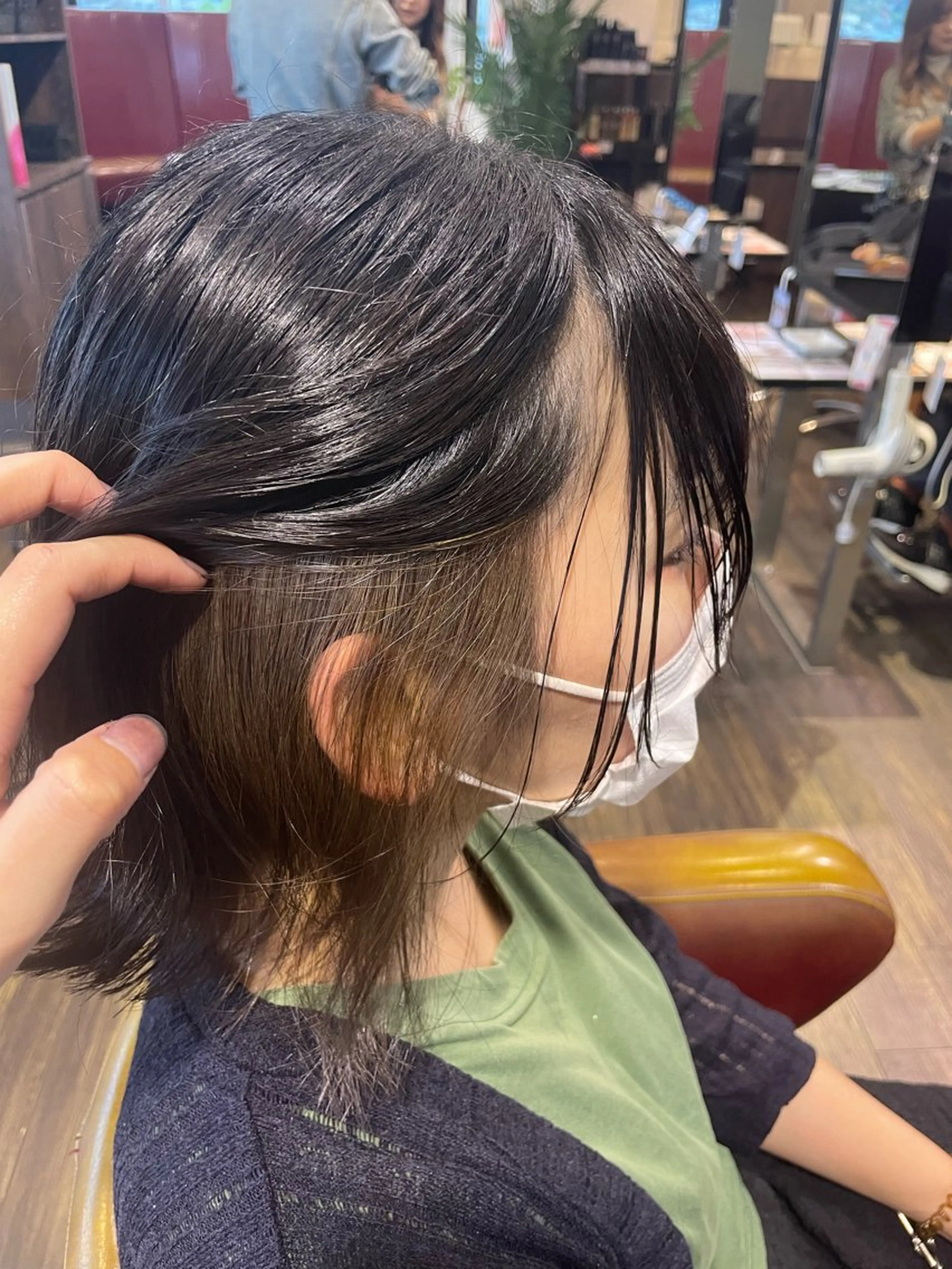 ロング カラー インナーカラー カット ヘアカラー 佐藤 綾郁のヘアスタイル