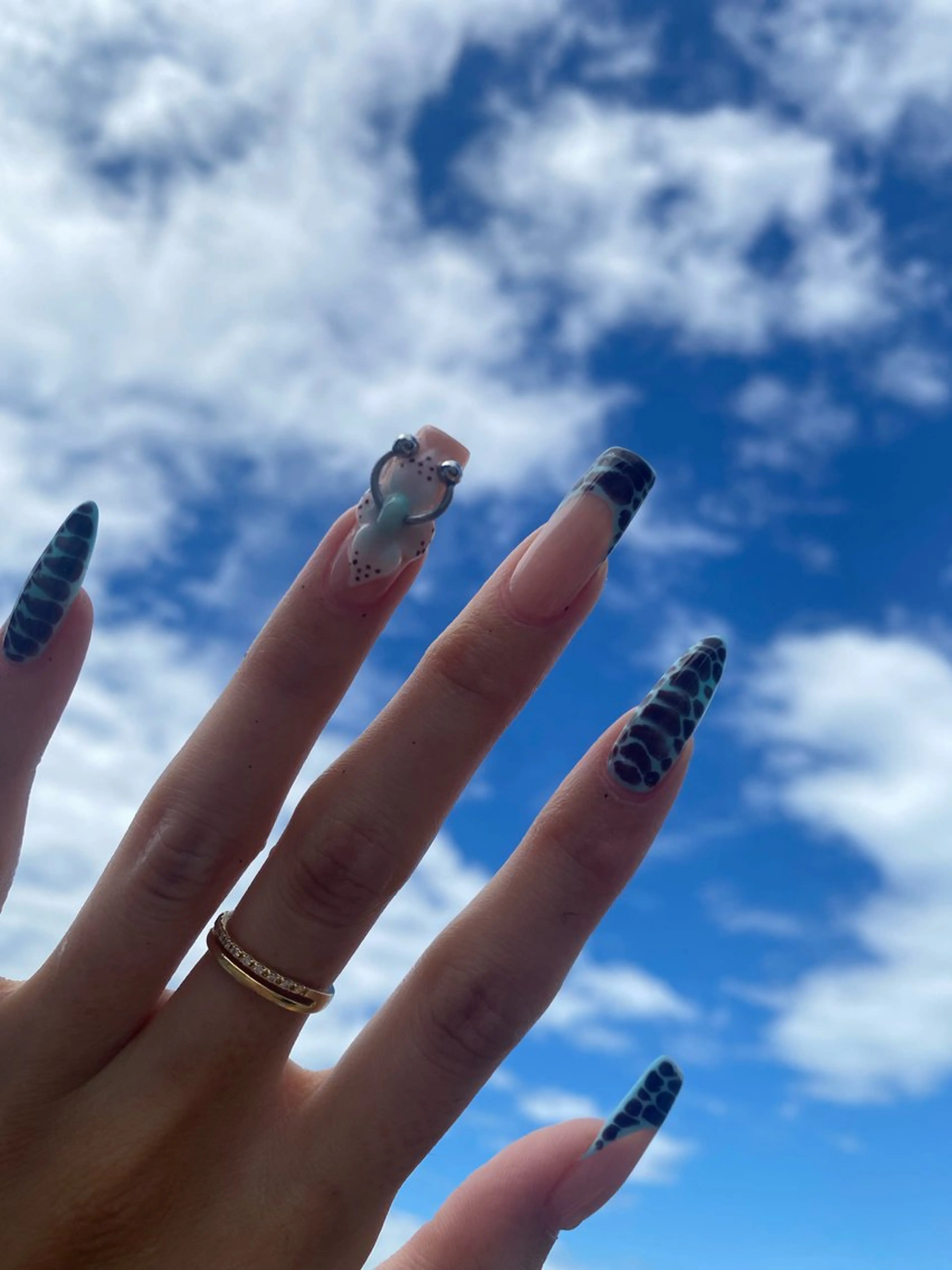 ネイル ハンドネイル la vie Luire所属・la vie Luire アスカのネイルデザイン