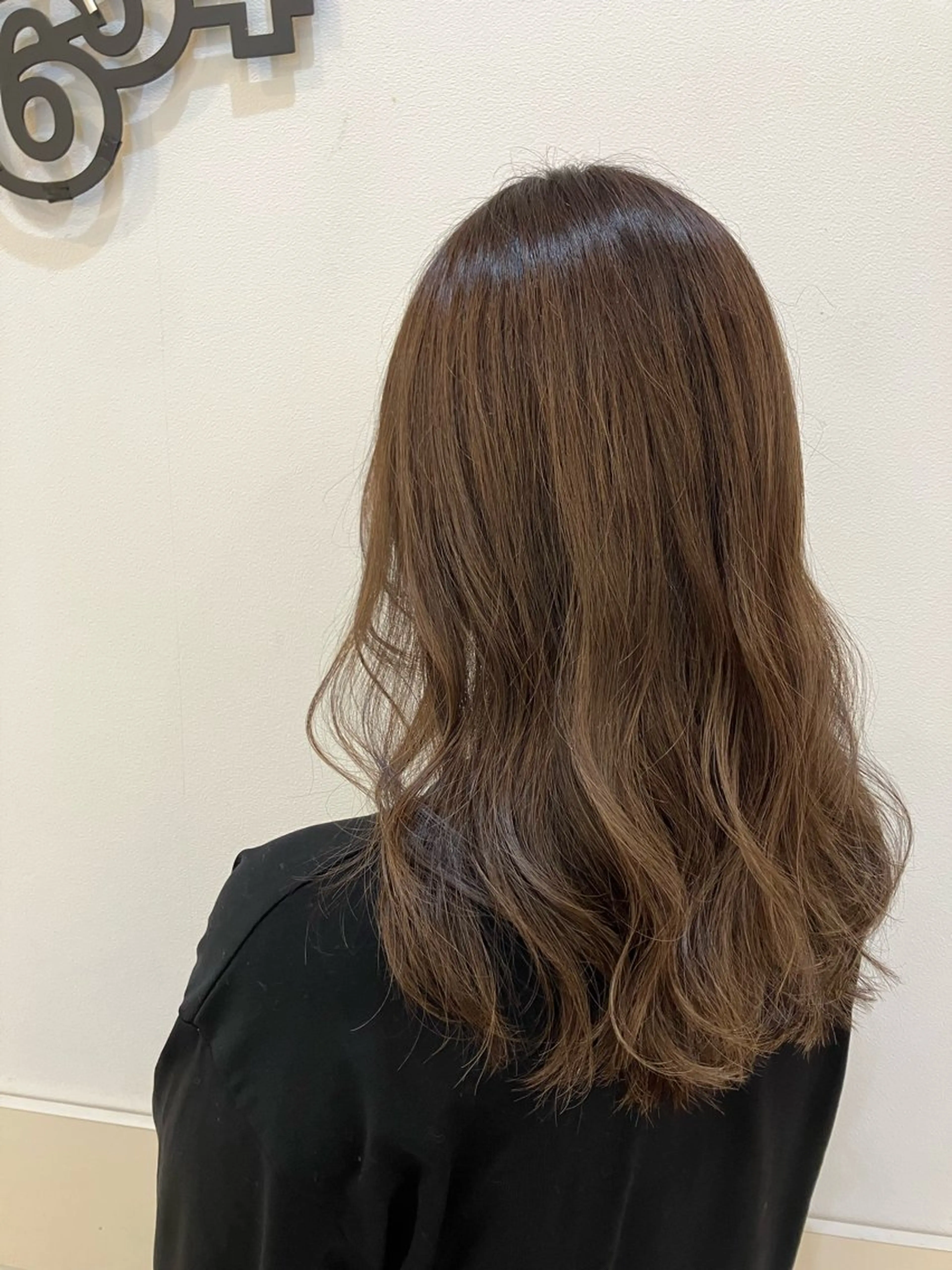 セミロング ヘアカラー yukari 艶髪ヘアのヘアスタイル
