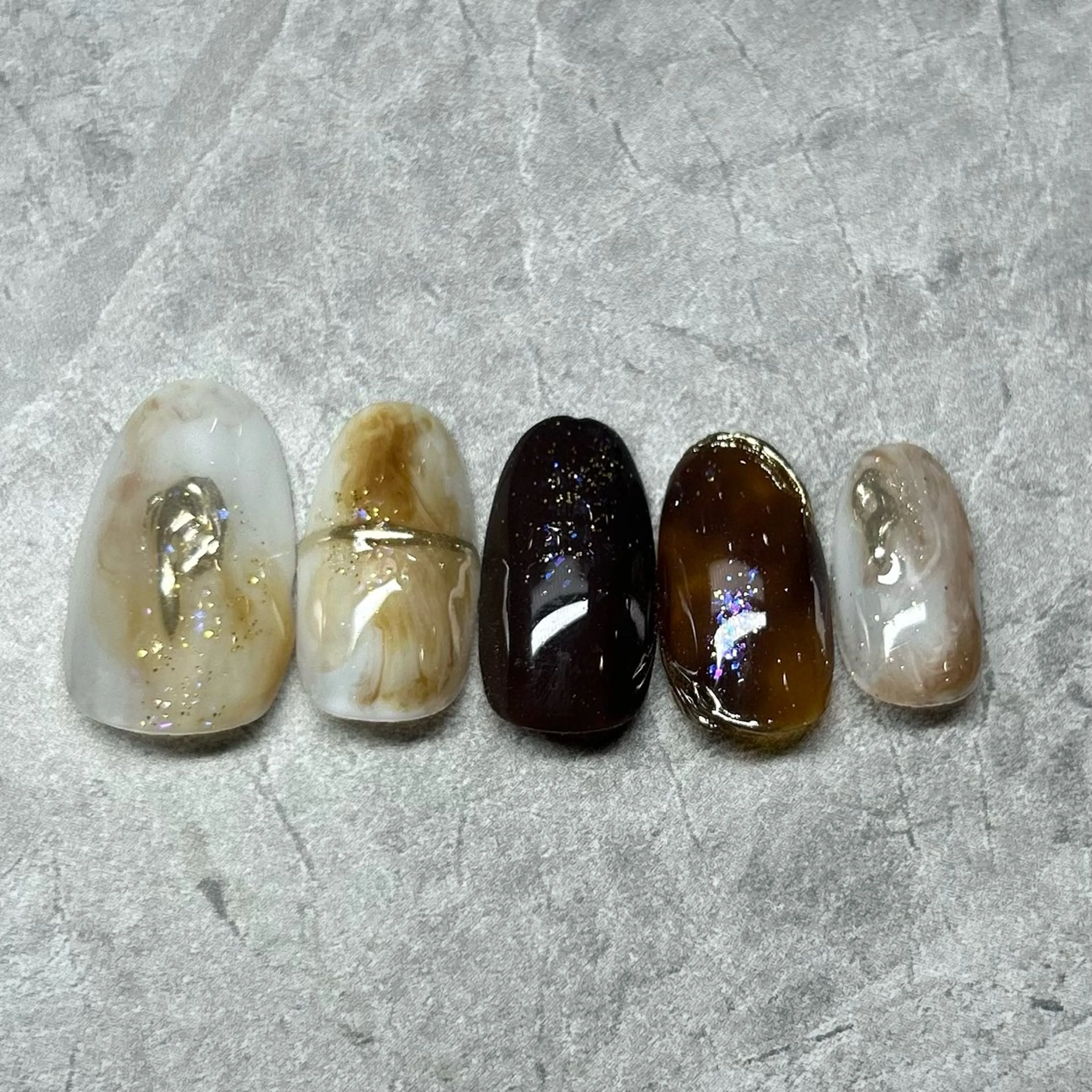 ネイル REVE 🌺yuina🌺のネイルデザイン