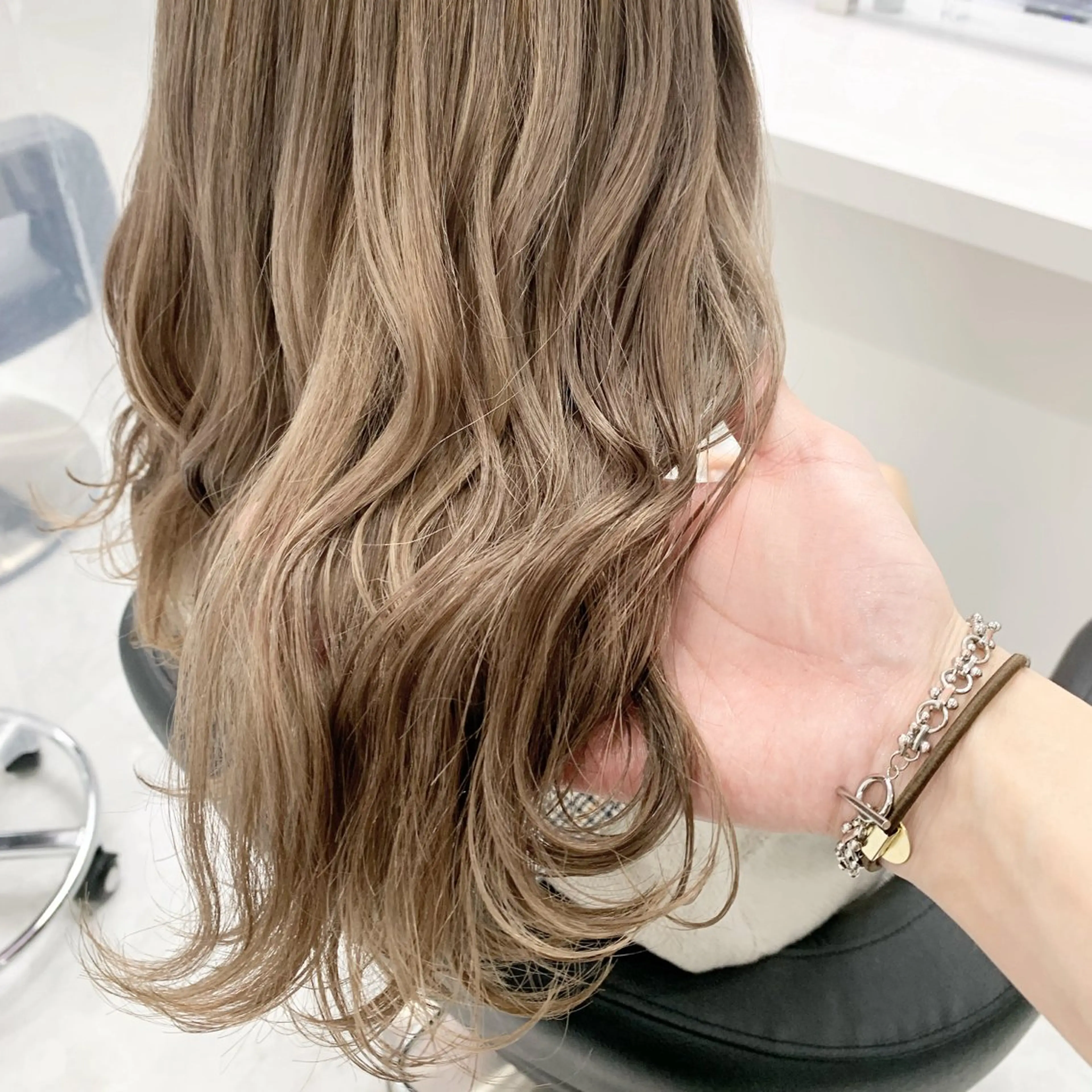 カラー ヘアカラー 似合わせ💗透け感 💗ブリーチなし💗のヘアスタイル
