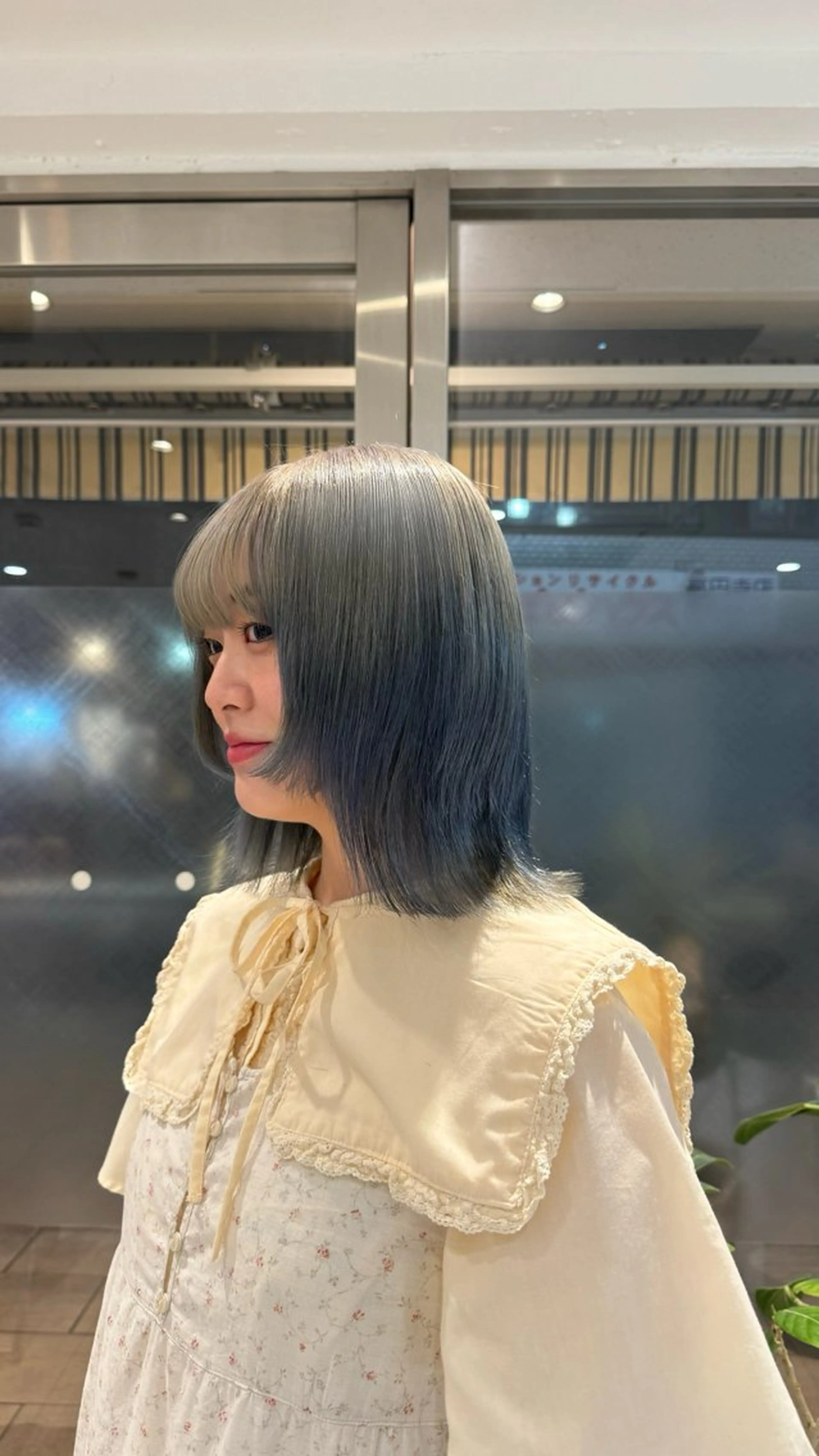 ミディアム ヘアカラー トリートメント ヘアセット 高円寺ハイトーン/ ブロンド/デザインのヘアスタイル