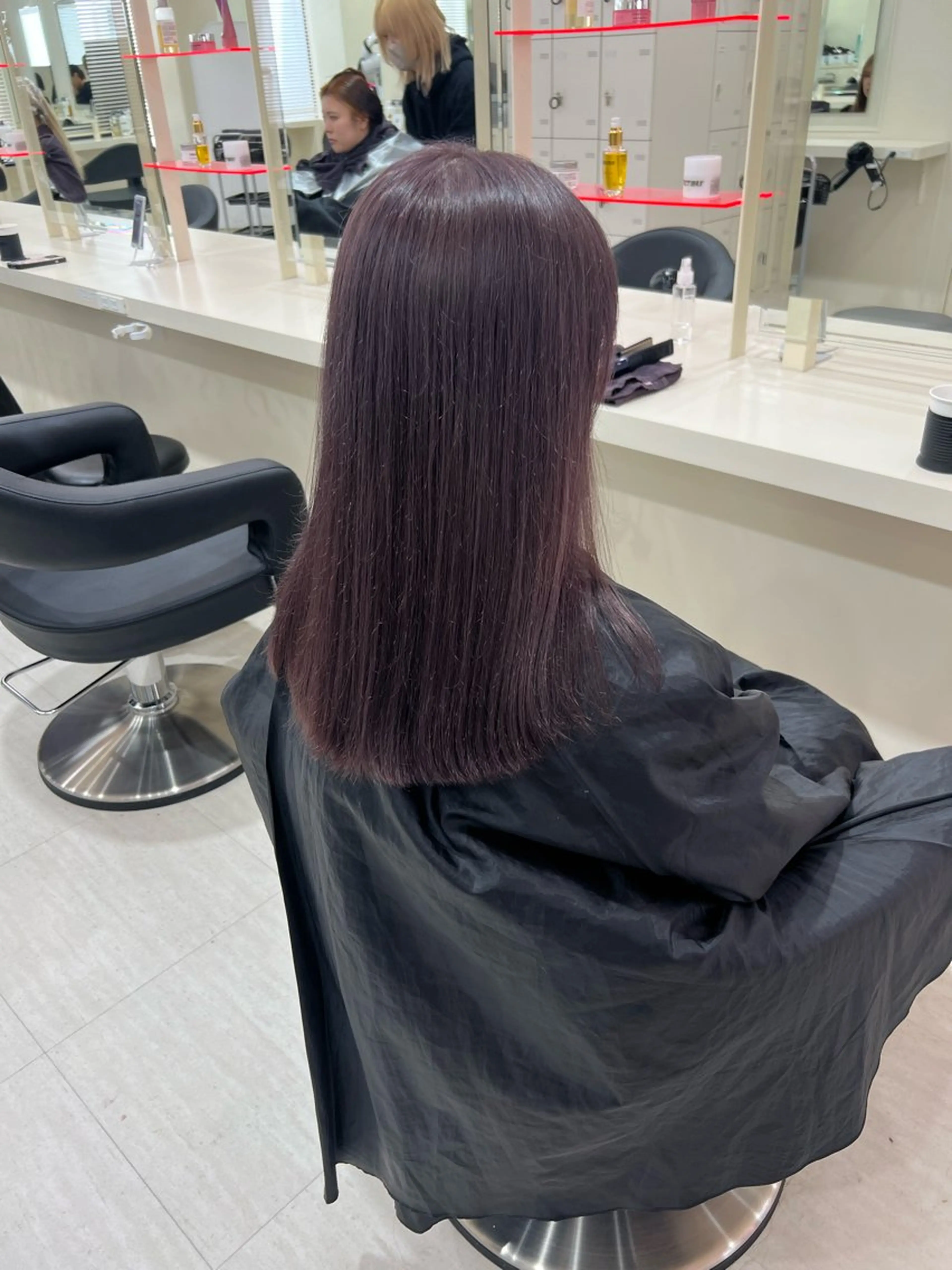 ロング ヘアカラー メンズレディース お任せください伊織のヘアスタイル