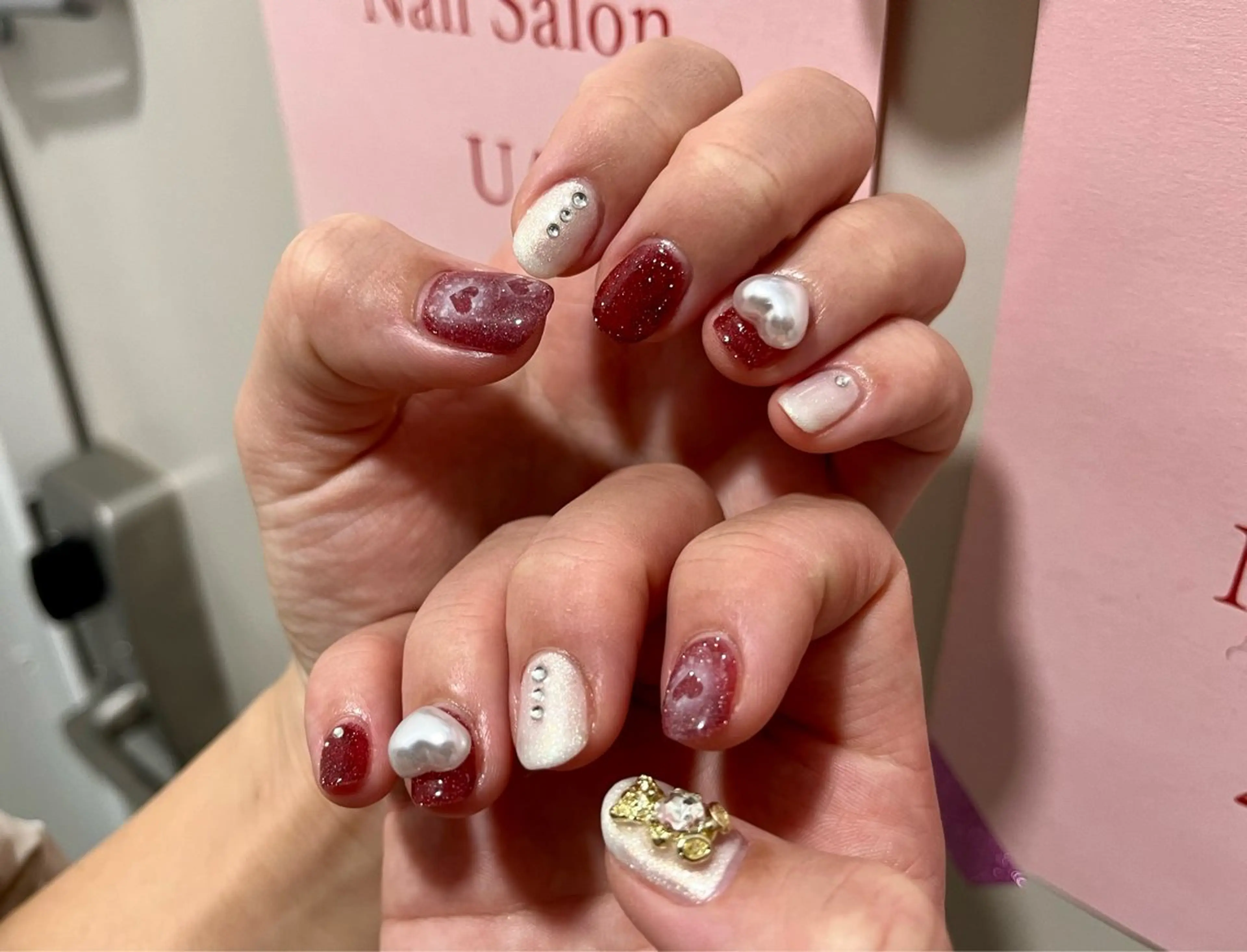ネイル ハート 赤色 冬ネイル クリスマス NailByua 武蔵新城徒歩4分のネイルデザイン