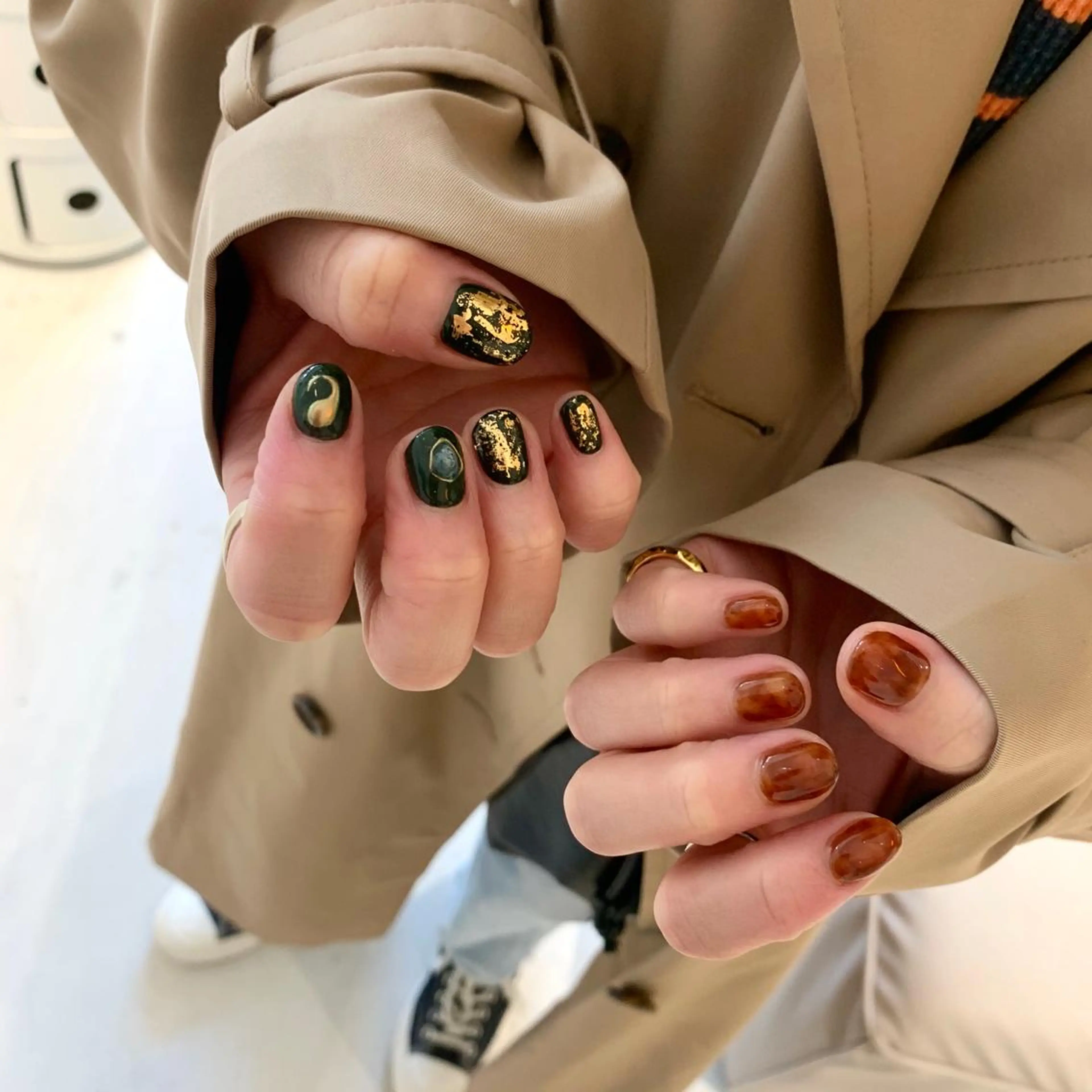 ネイル べっ甲ネイル ハンドネイル ハンドケア esby Loely MIZUKIのネイルデザイン