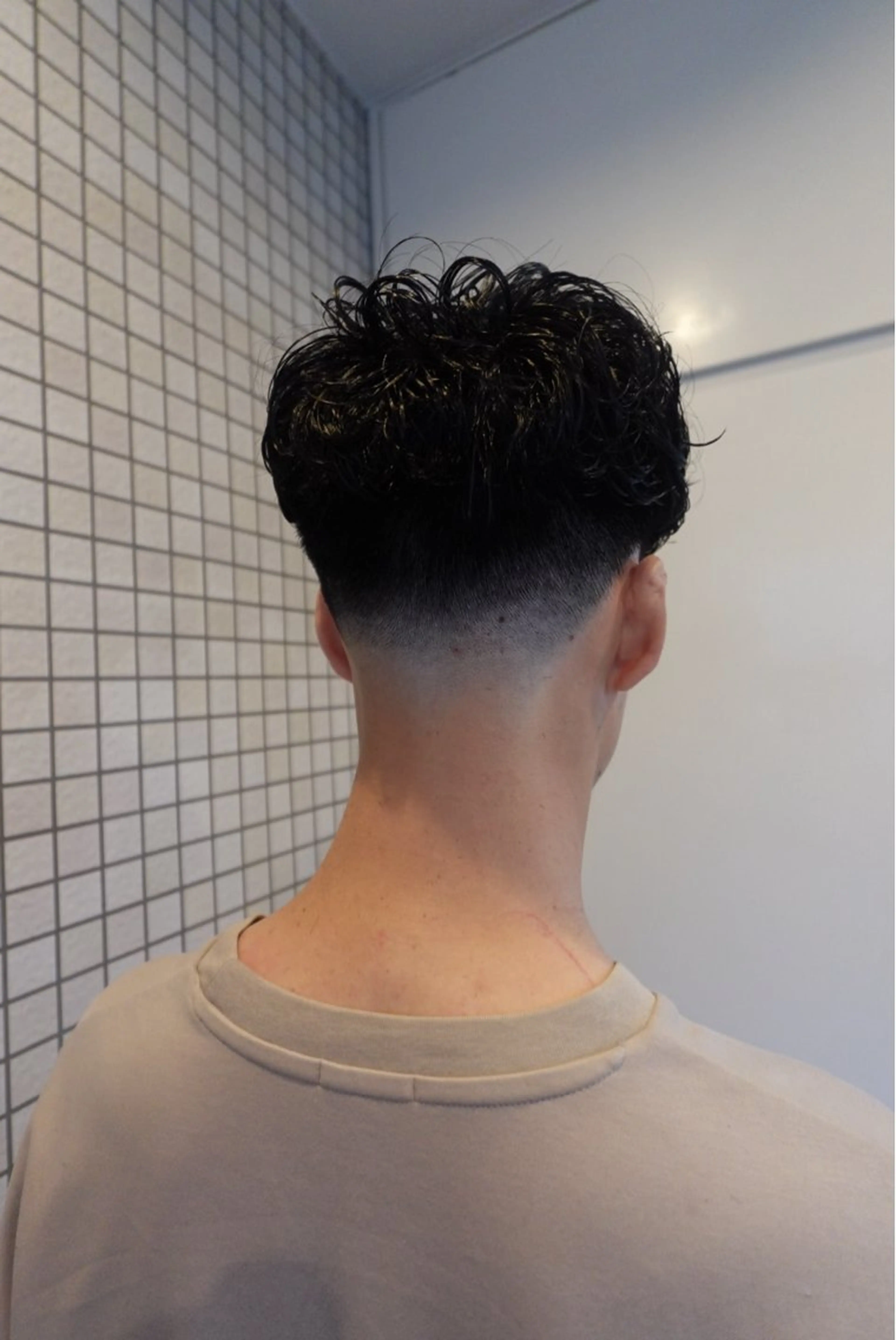 メンズ カット パーマ 🔥フェードパーマ NO.1/LEO🔥のヘアスタイル