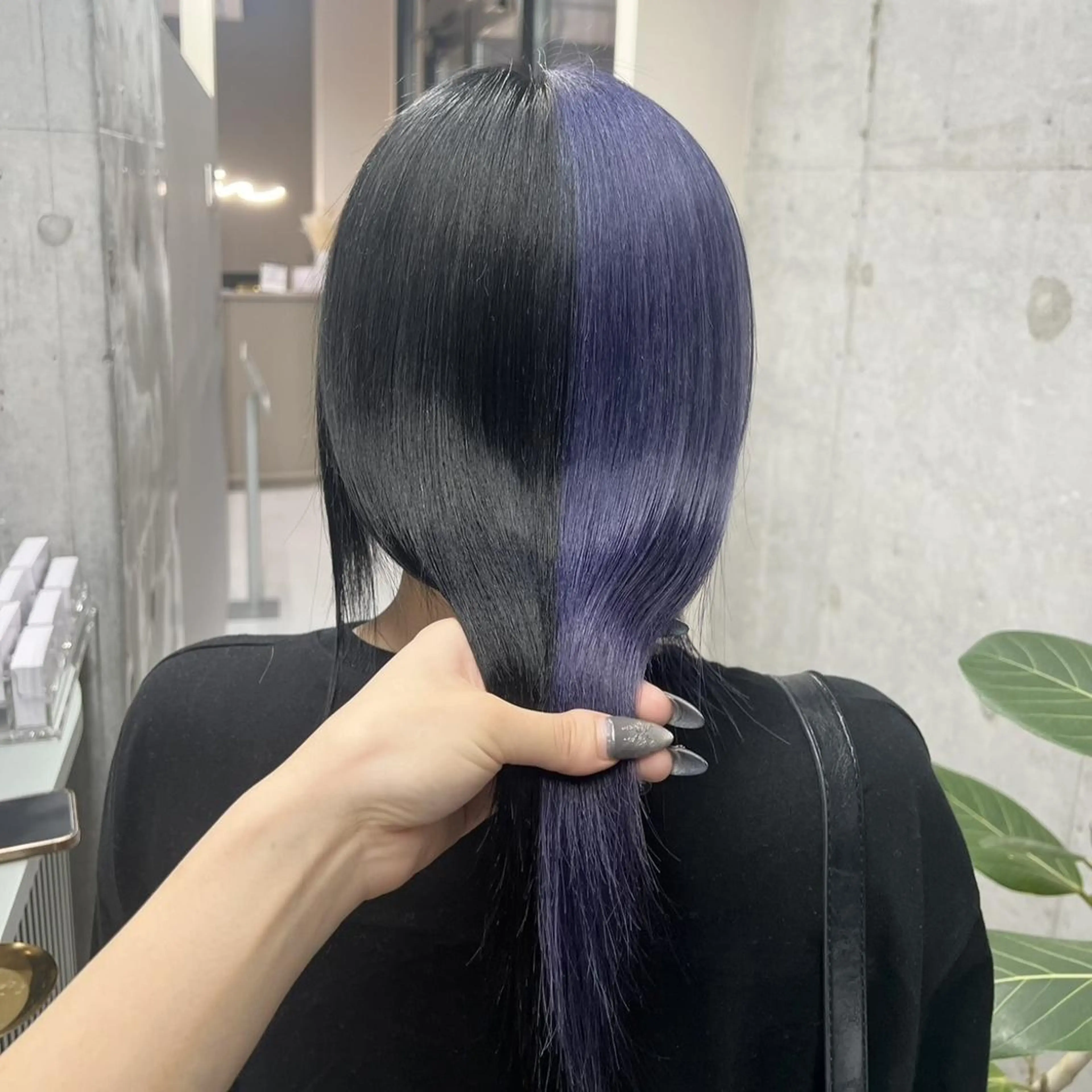 ミディアム 青木 芽生のヘアスタイル