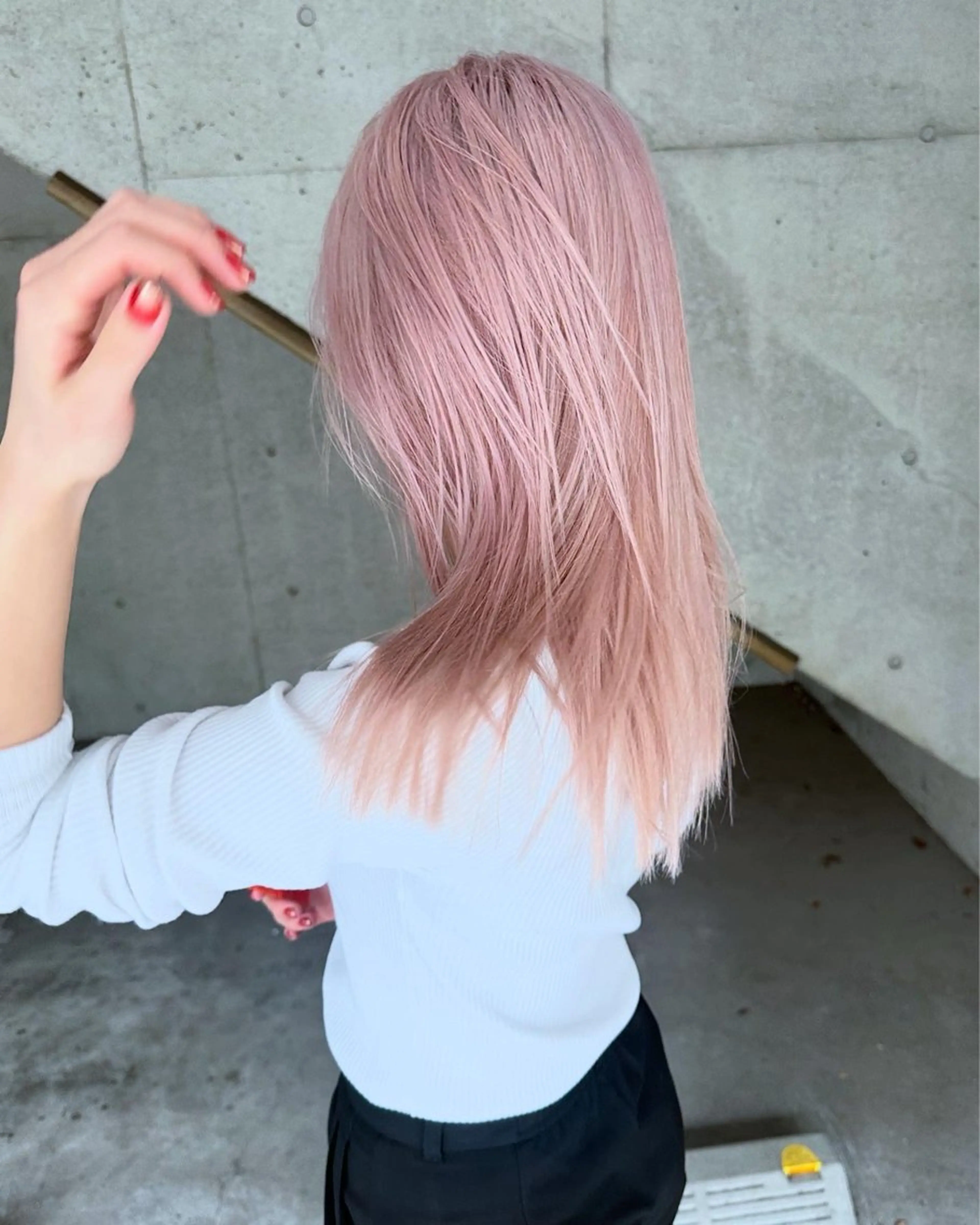 セミロング カラー ベージュカラー ブリーチ ピンクカラー ピンクベージュ ❤️アヤカ Wカラー ボブ レイヤー❤️のヘアスタイル
