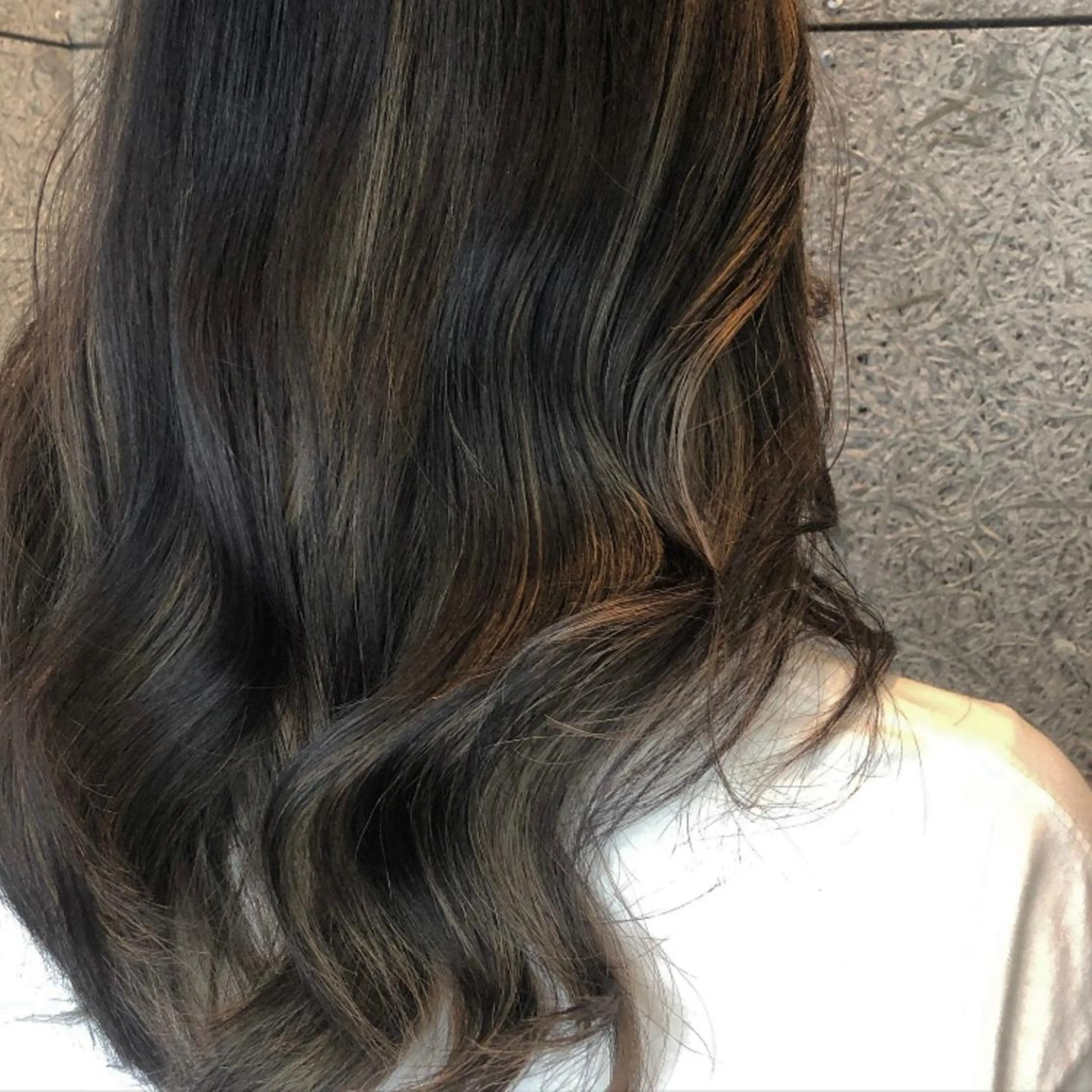 ロング カラー ハイライトカラー ハイライト カトウ ユウカのヘアスタイル