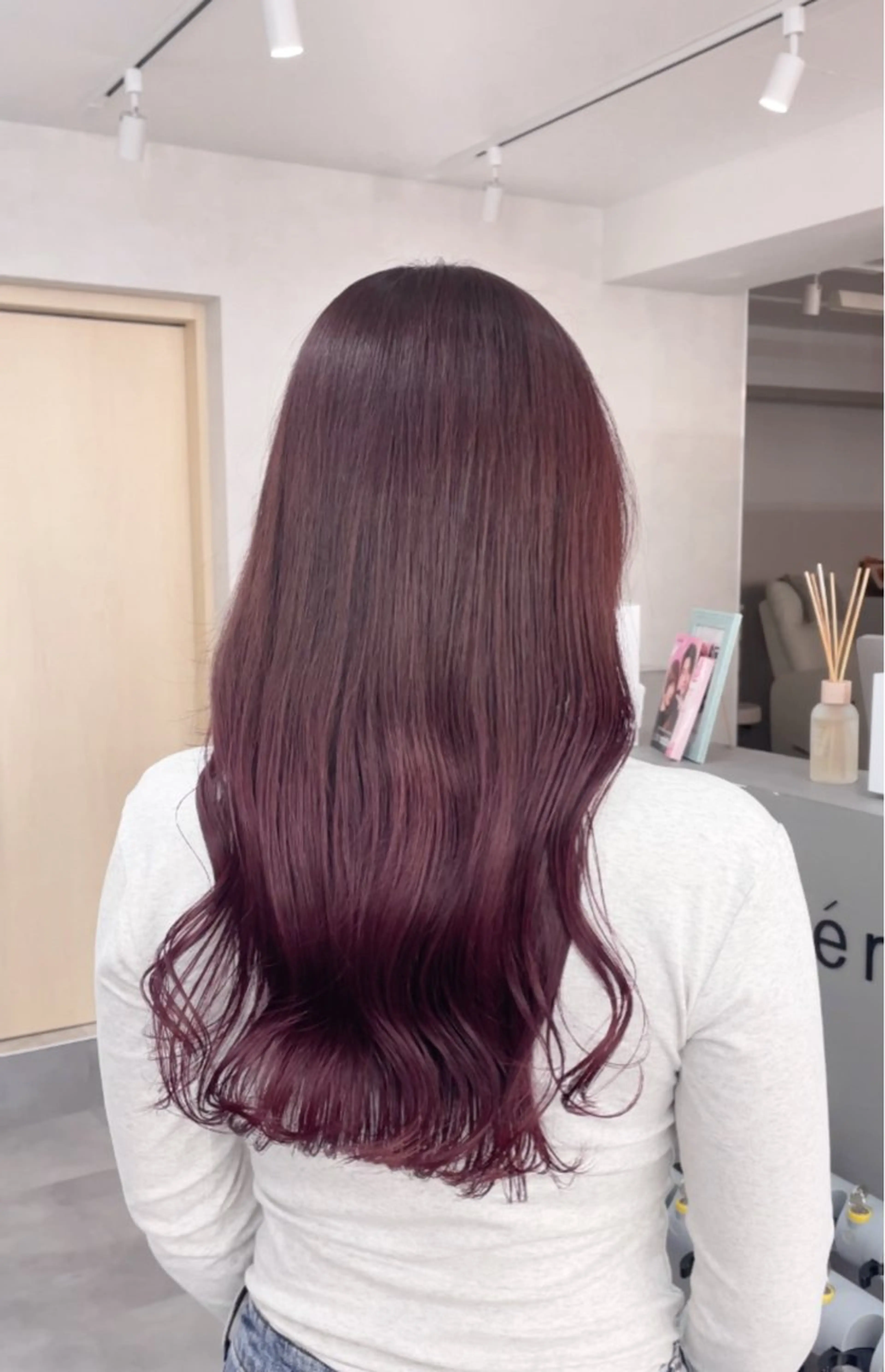 セミロング ピンクブラウン ヘアカラー トリートメント 田中 蓮華のヘアスタイル