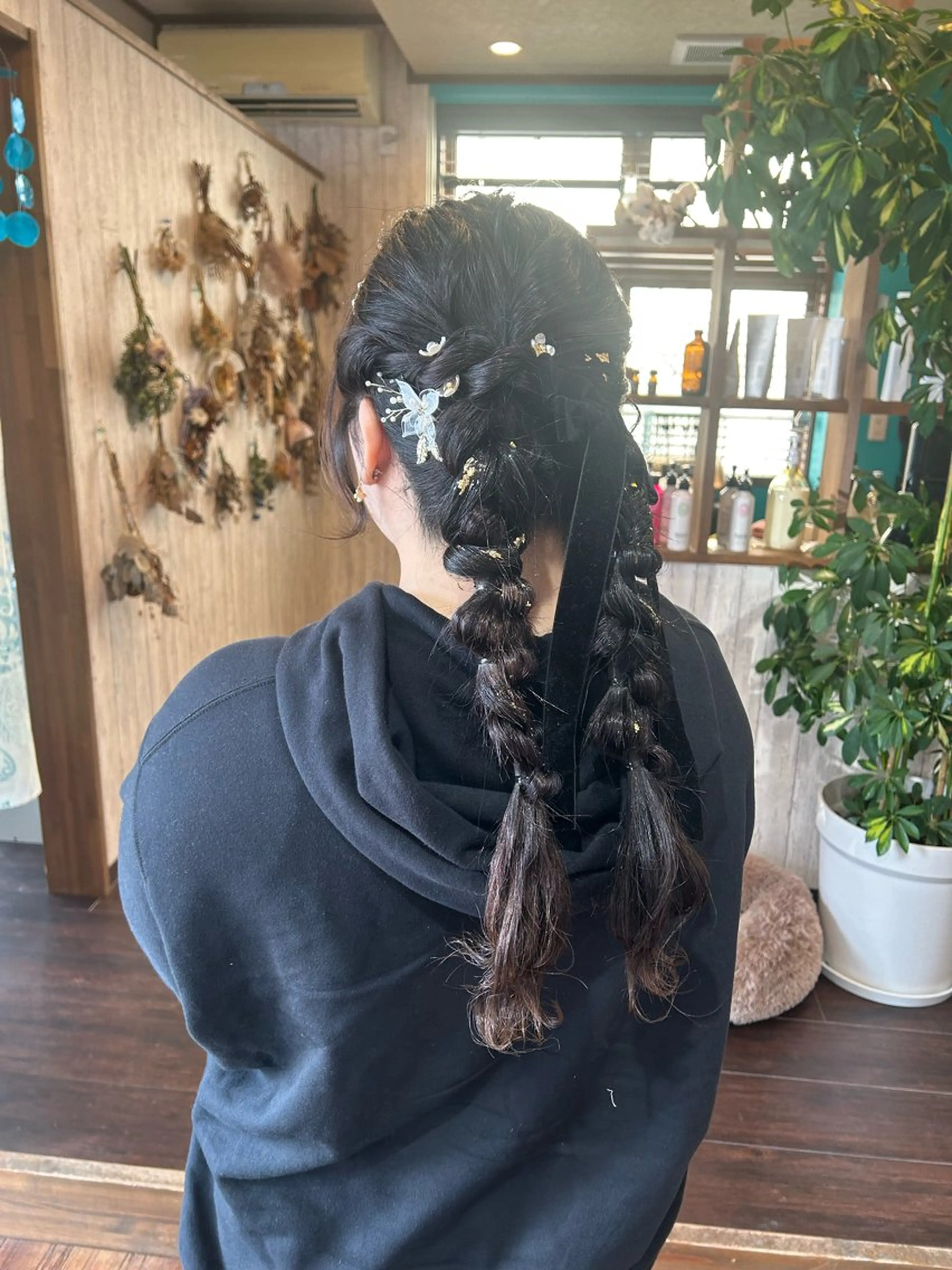 ロング ヘアアレンジ ヘアセット 早坂 さくらのヘアスタイル