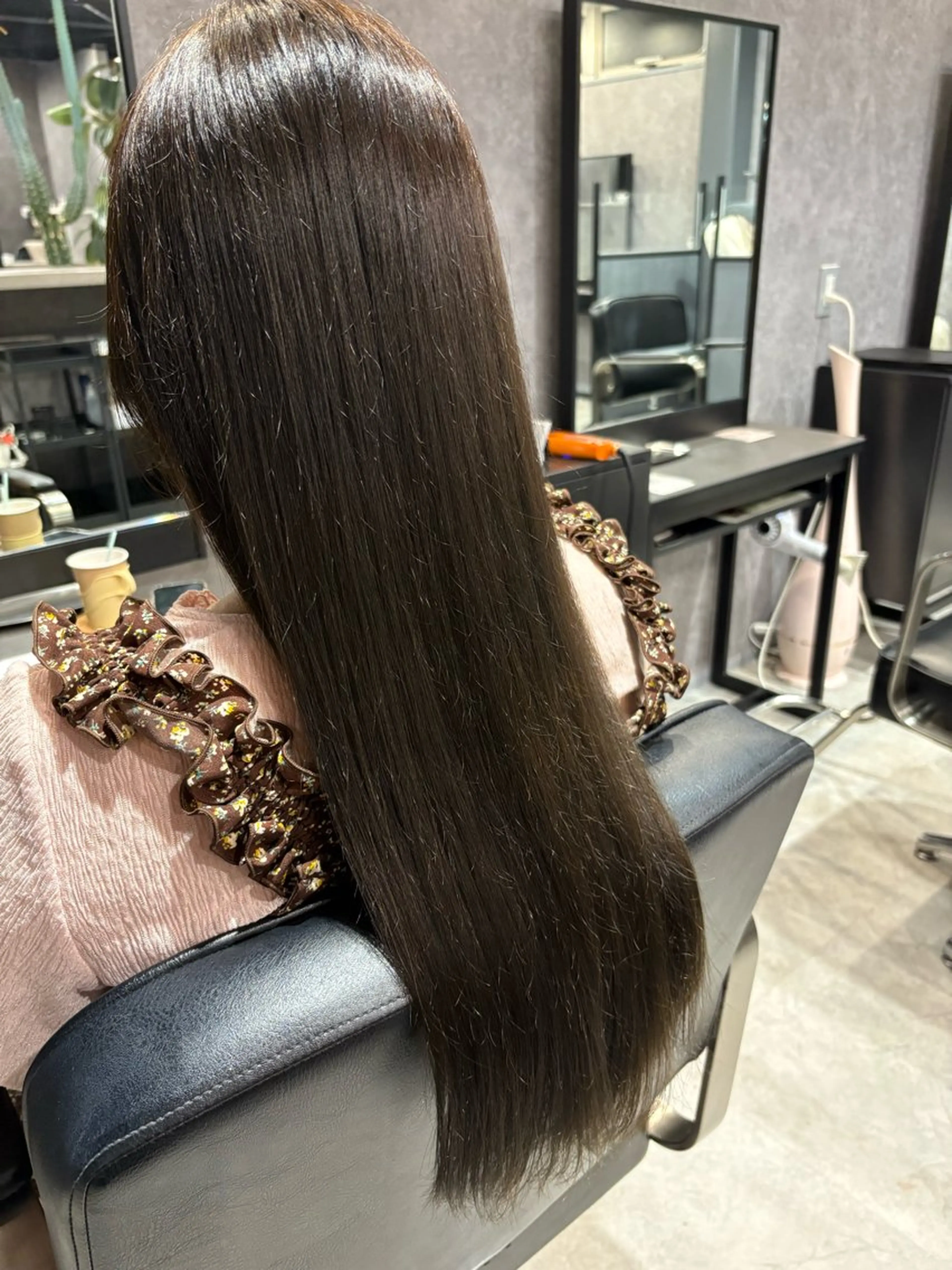 ロング ヘアカラー ink mocaのヘアスタイル