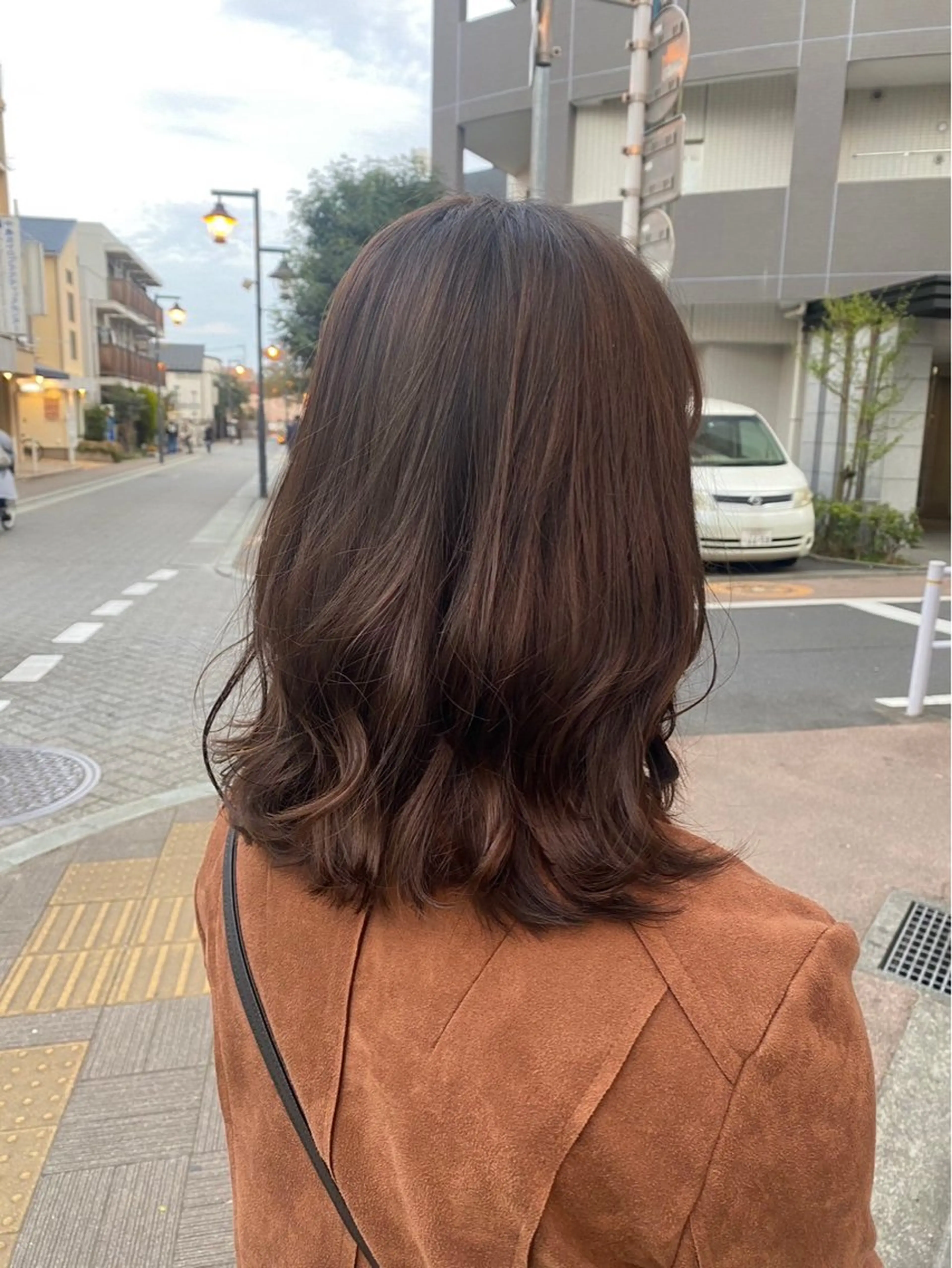 ミディアム とりやべ るなのヘアスタイル