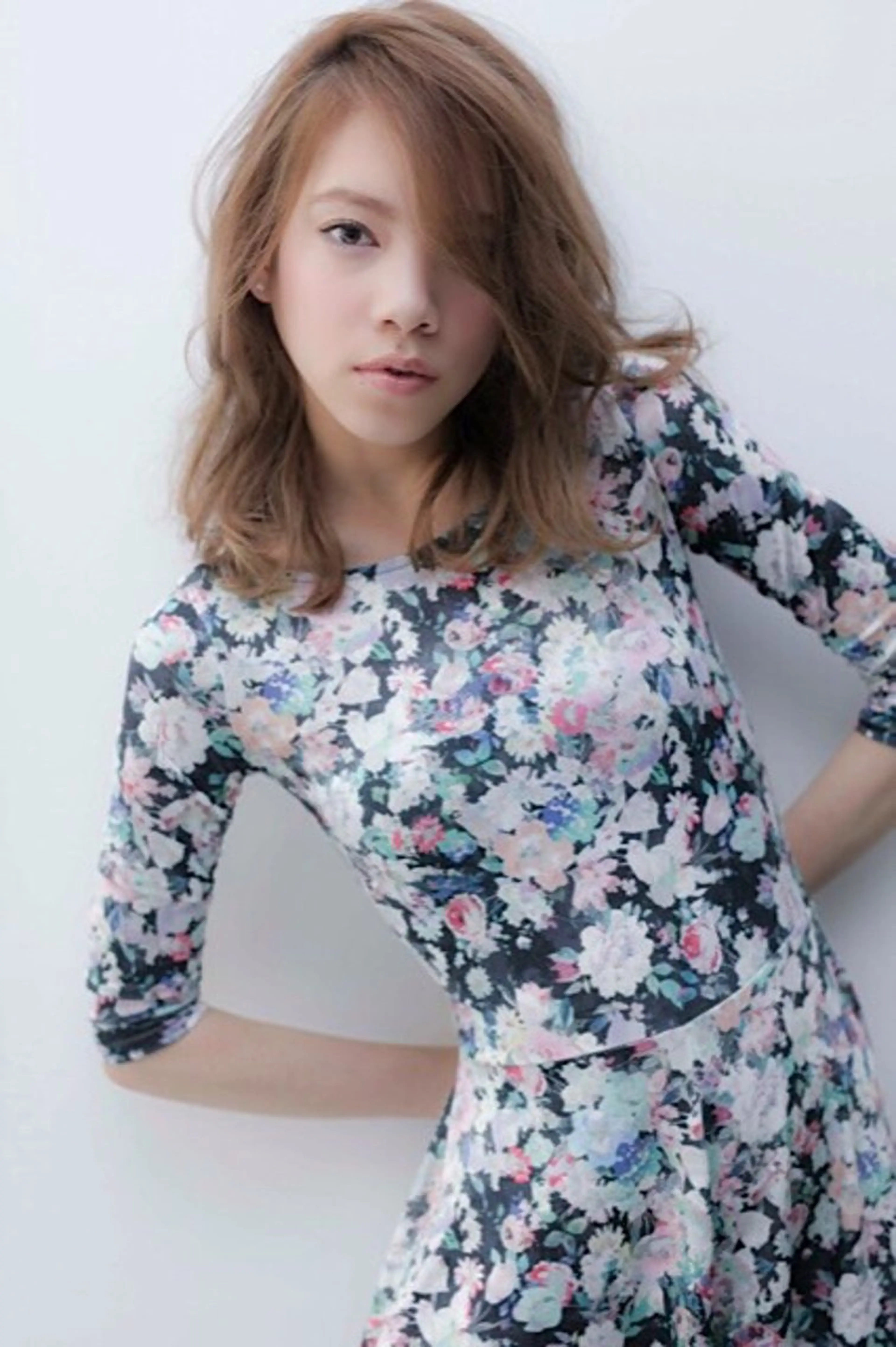 ミディアム ハイライト 髪質改善 小顔カット Endearing 銀座/レイヤーカットのヘアスタイル