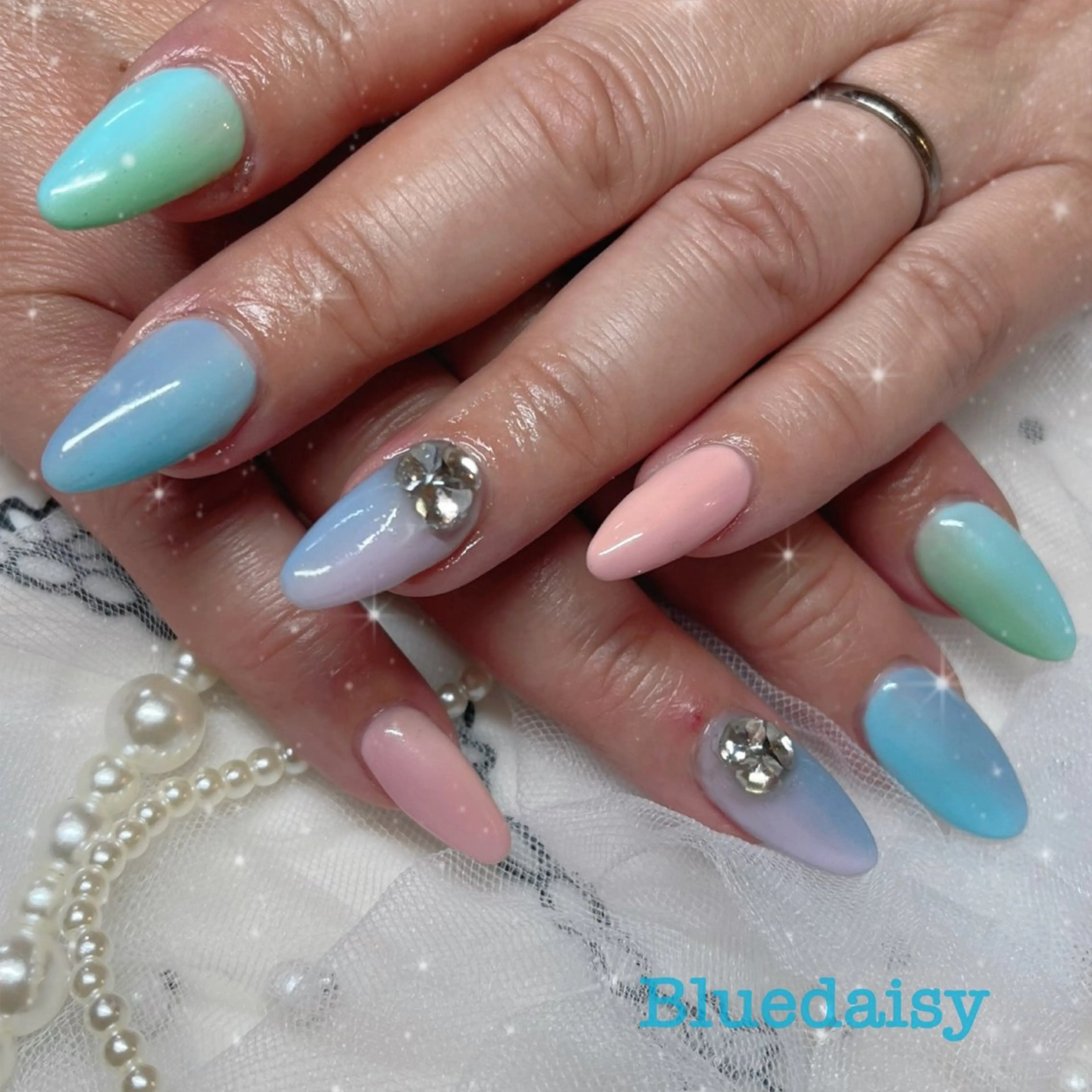 ネイル グラデーション ハンドネイル ブルーデイジー栄本店所属・BlueDaisy 栄本店のネイルデザイン