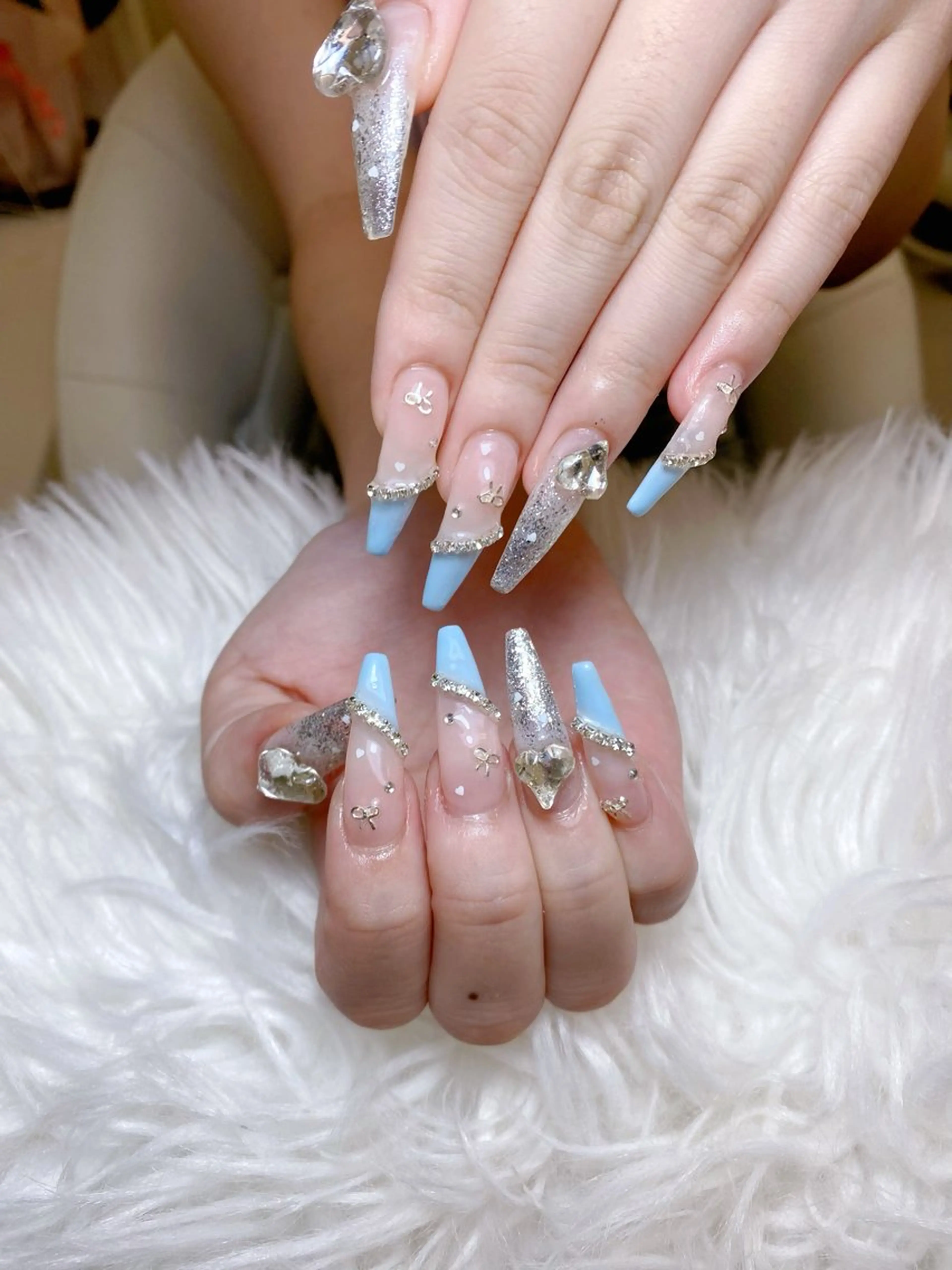 ネイル ハンドネイル ハンドケア Anh Nail 歌舞伎町のネイルデザイン