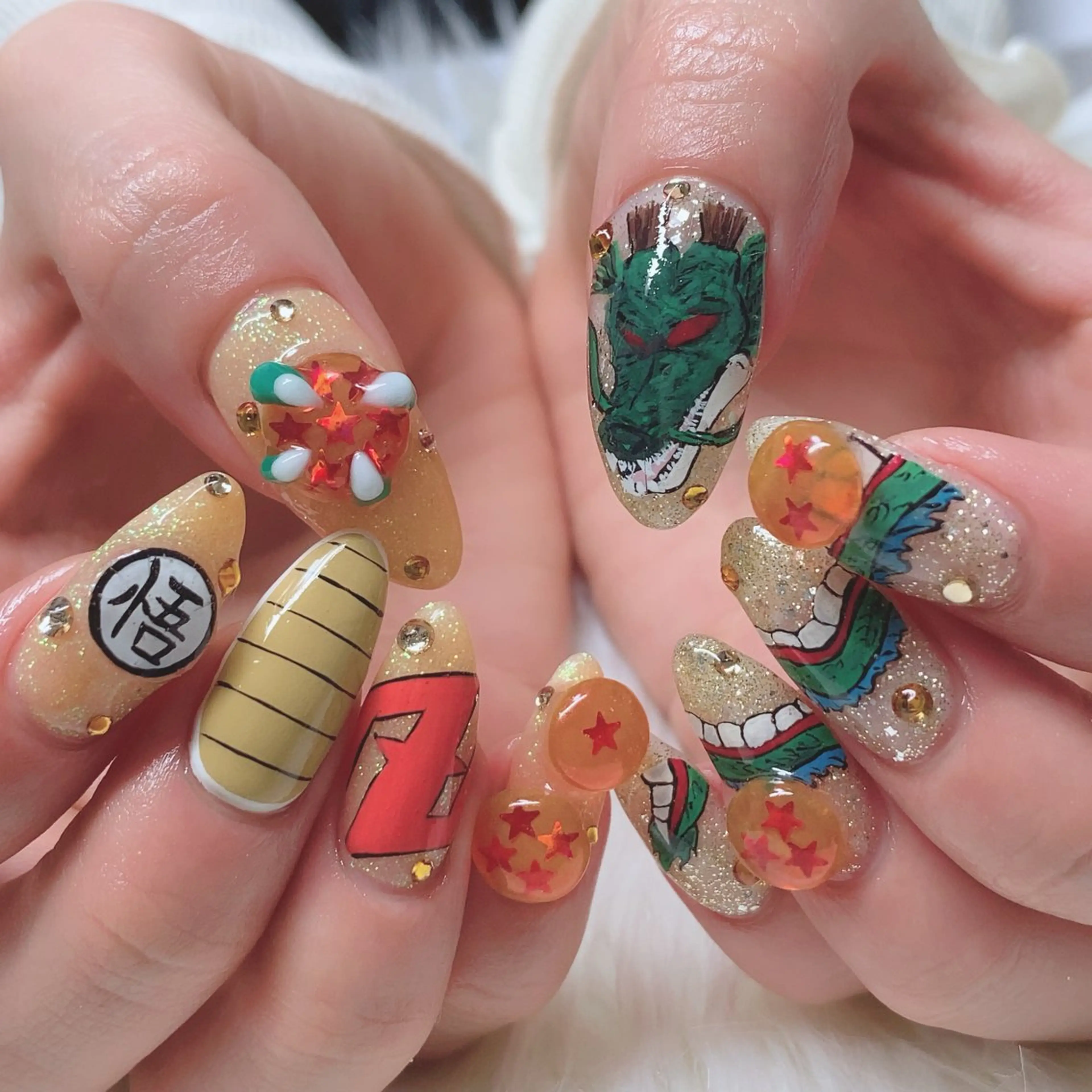 ネイル Aphrodite パラジェル認定サロンのネイルデザイン