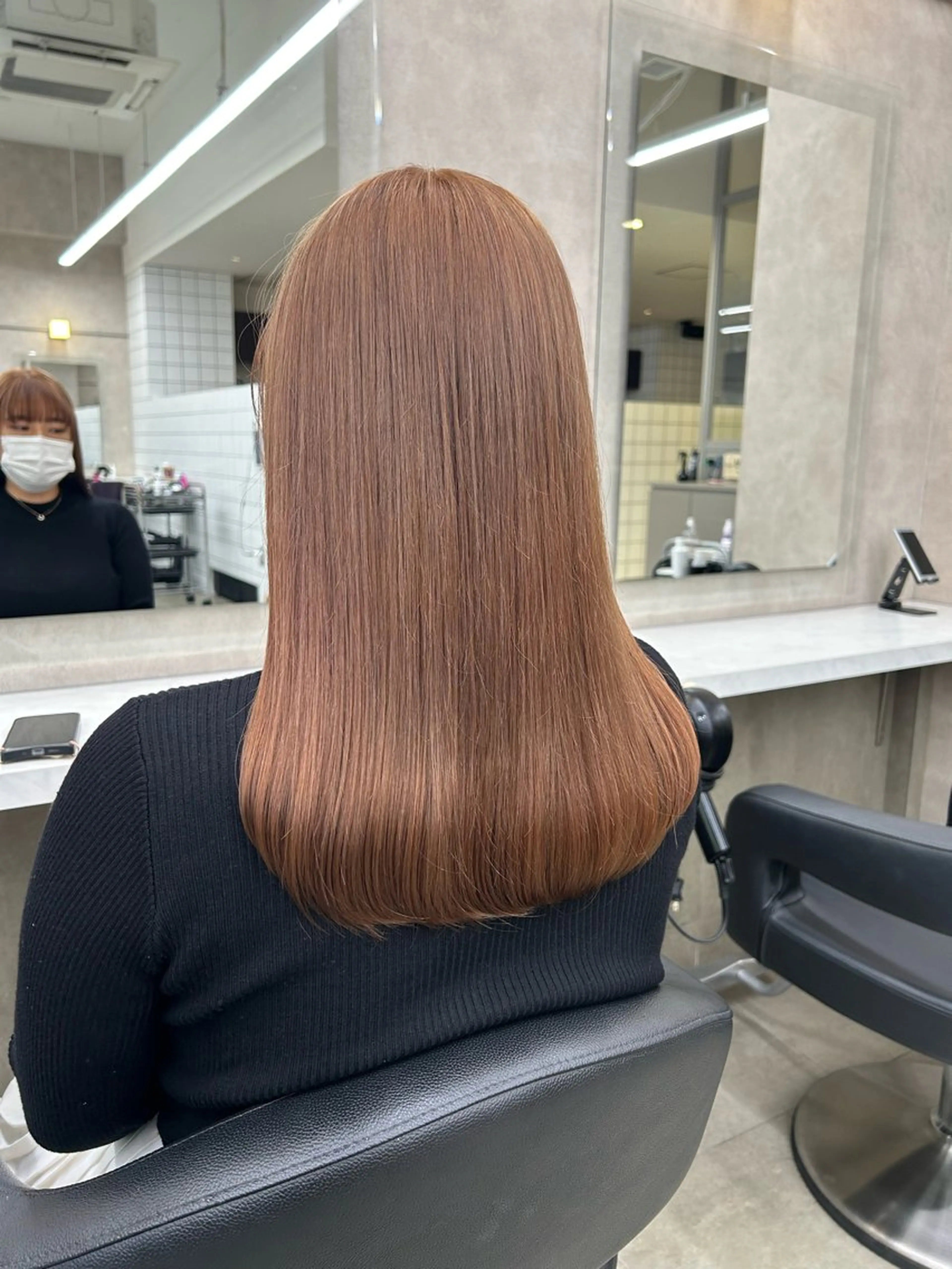 カラー ベージュ／ピンク【く すみカラー】レイヤーのヘアスタイル