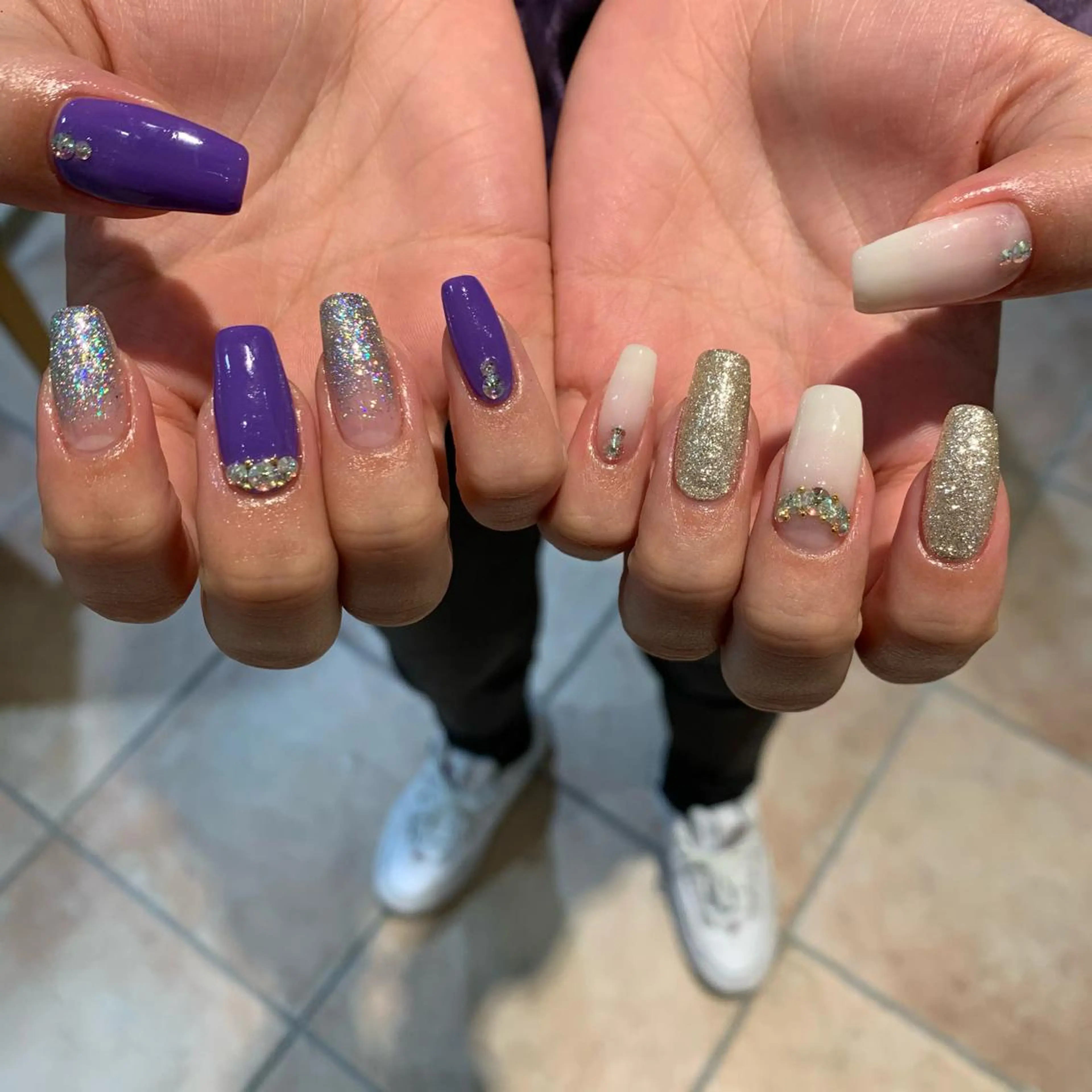 ネイル ハンドネイル 佐藤 穂乃香のネイルデザイン