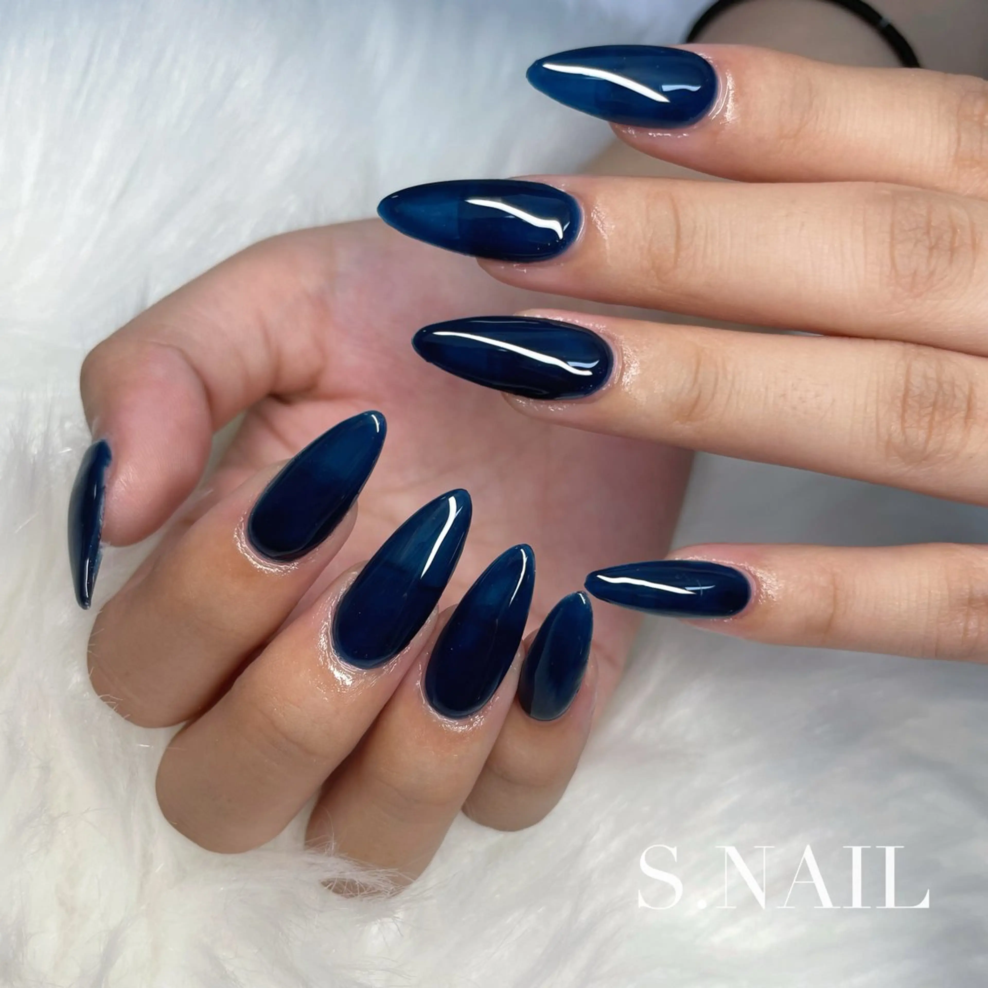 ネイル ネイビー ワンカラーネイル ハンドネイル S♡NAIL所属・S.NAIL Suuのネイルデザイン