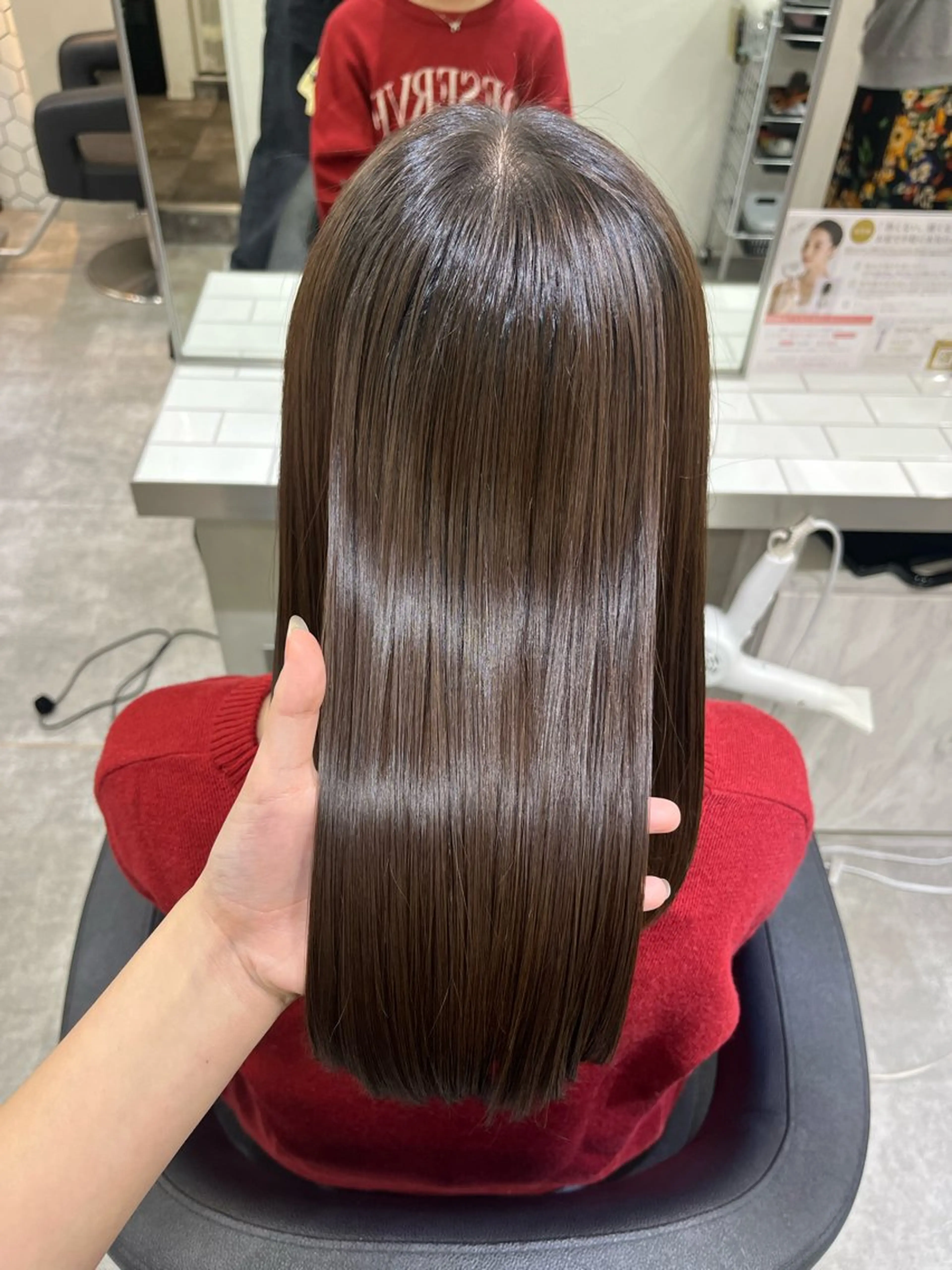 ロング 縮毛矯正 トリウミ カホのヘアスタイル