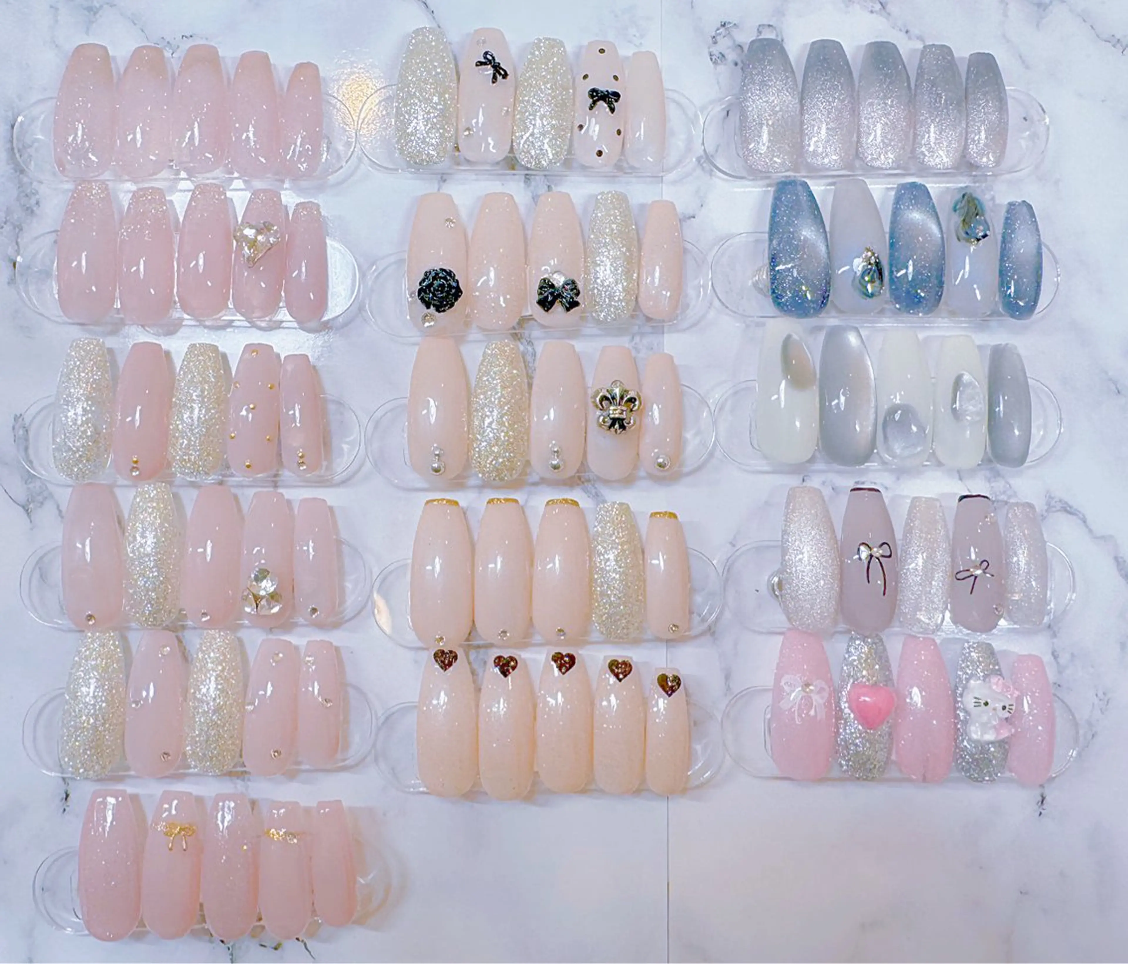 【オフ無し】🎀定額【Ｄ】🎀キラキかわトレンド💓マグネットデザイン有りの写真