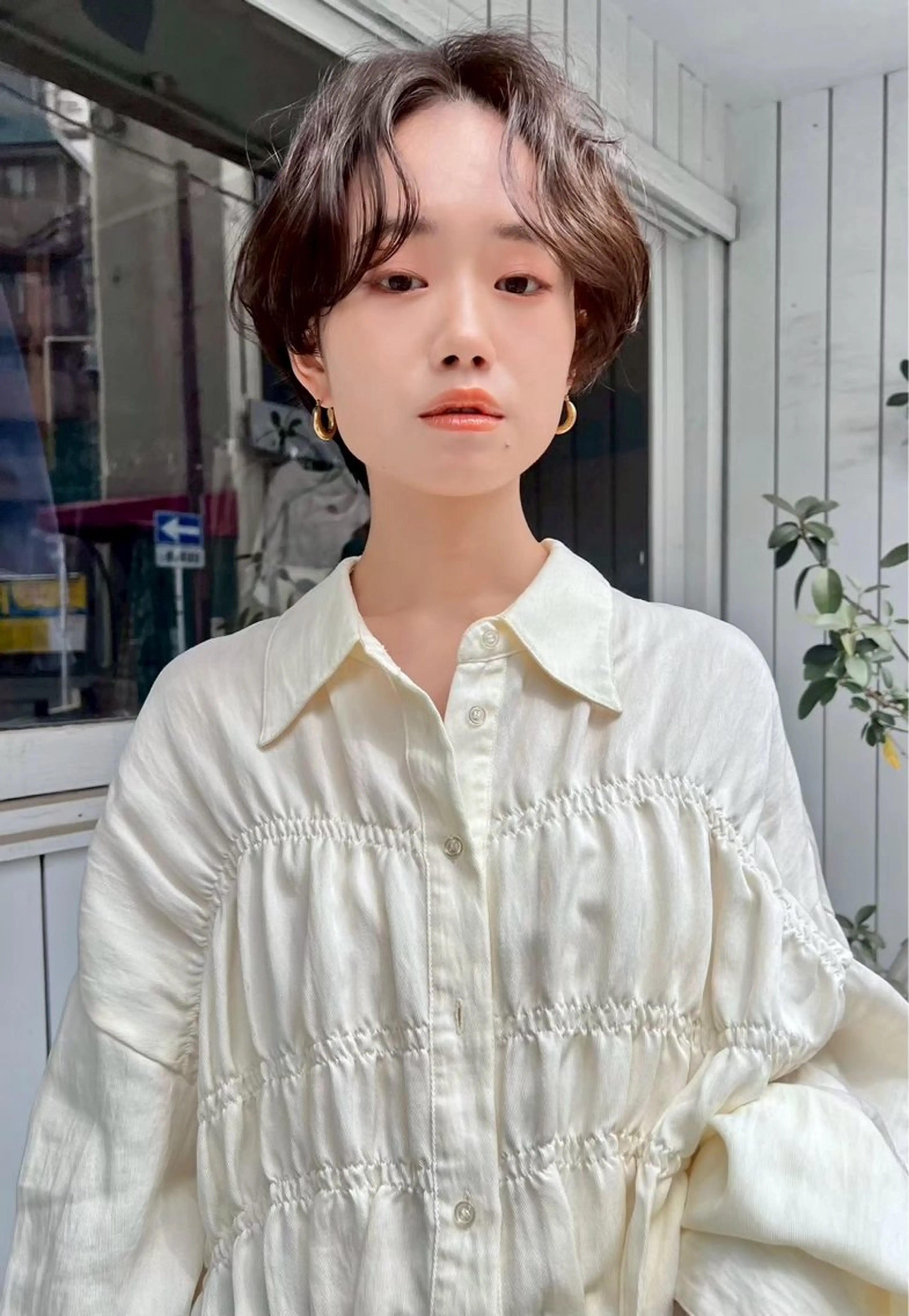 ショート カラー パーマ 落合 歩夢のヘアスタイル