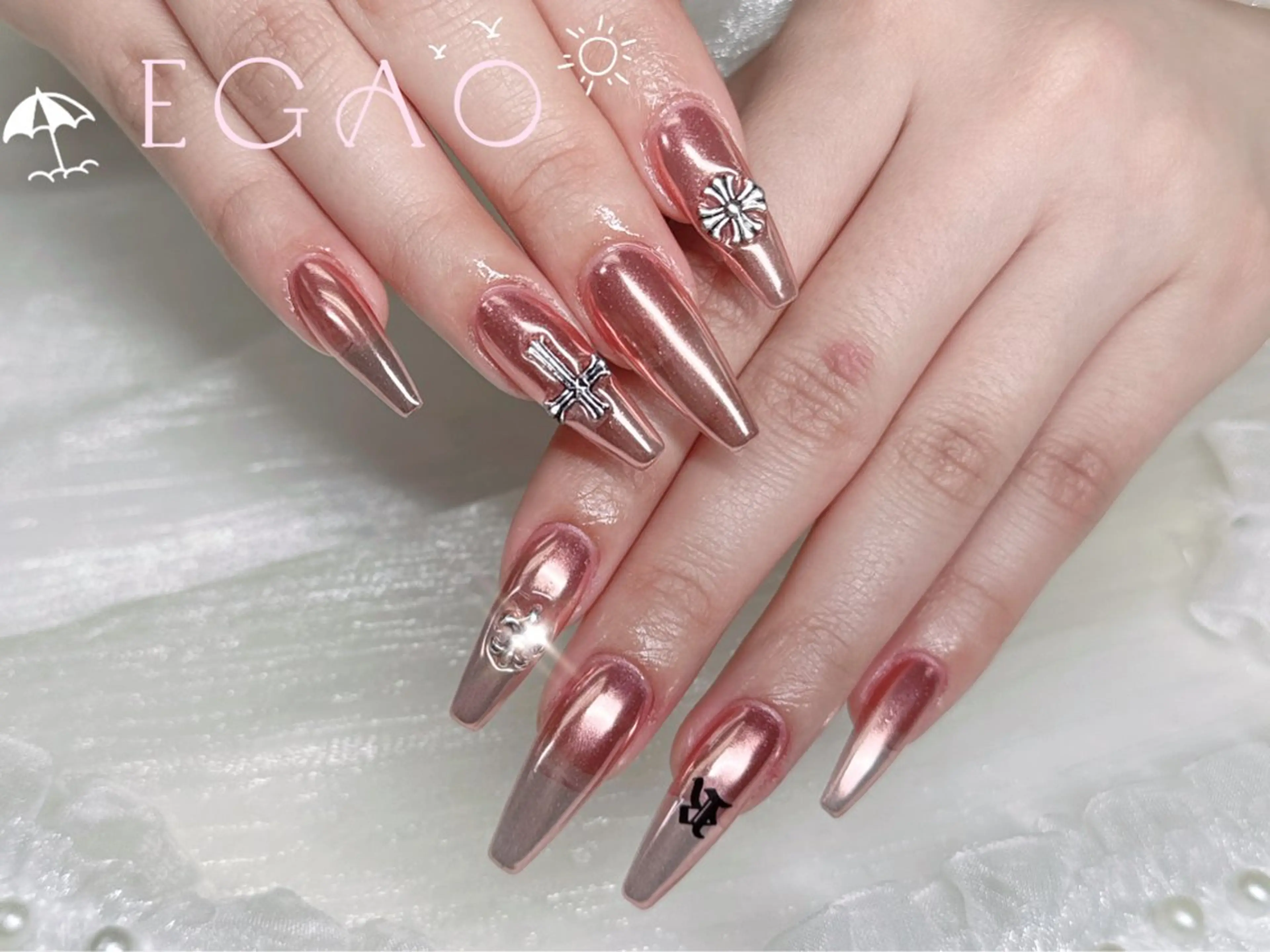 ネイル アートネイル オーロラネイル フットネイル フレンチネイル ジェルネイル ハンドネイル Egao Nail Salonのネイルデザイン