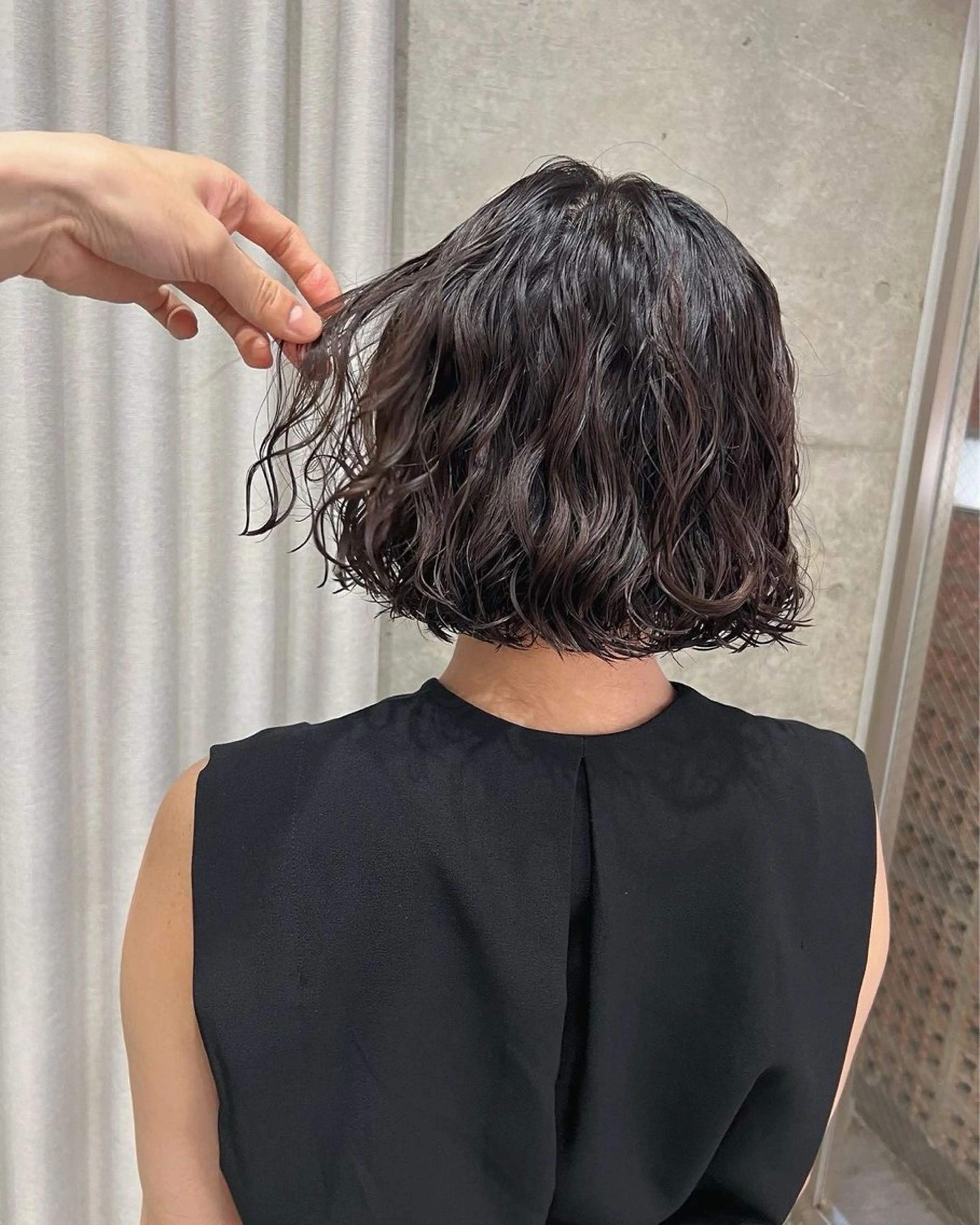 ミディアム カラー パーマ ミディアムパーマ ボブ 森山 陽菜のヘアスタイル