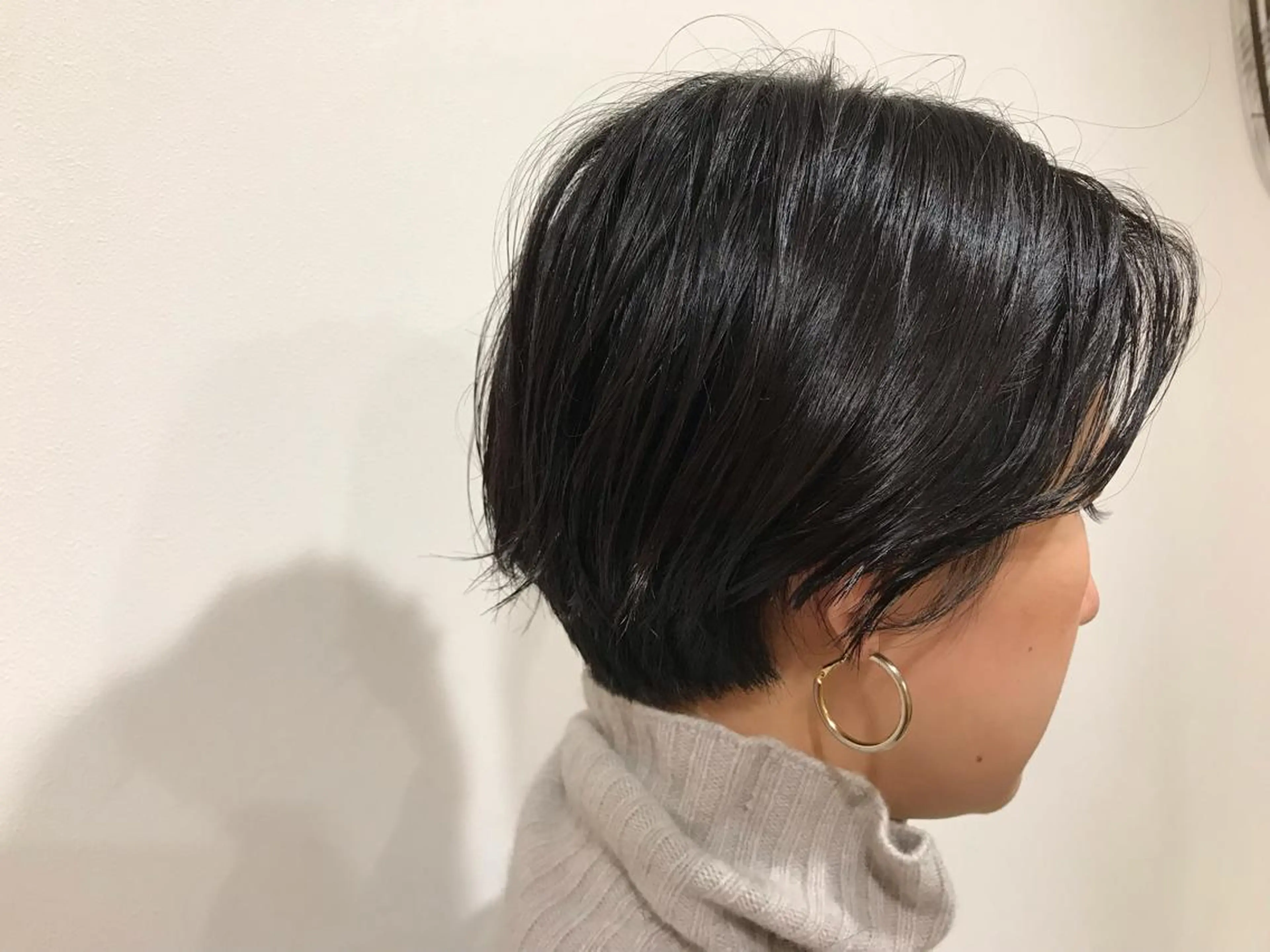 ショート 暖色カラー🍊 ボブ🌿顔周りcutのヘアスタイル