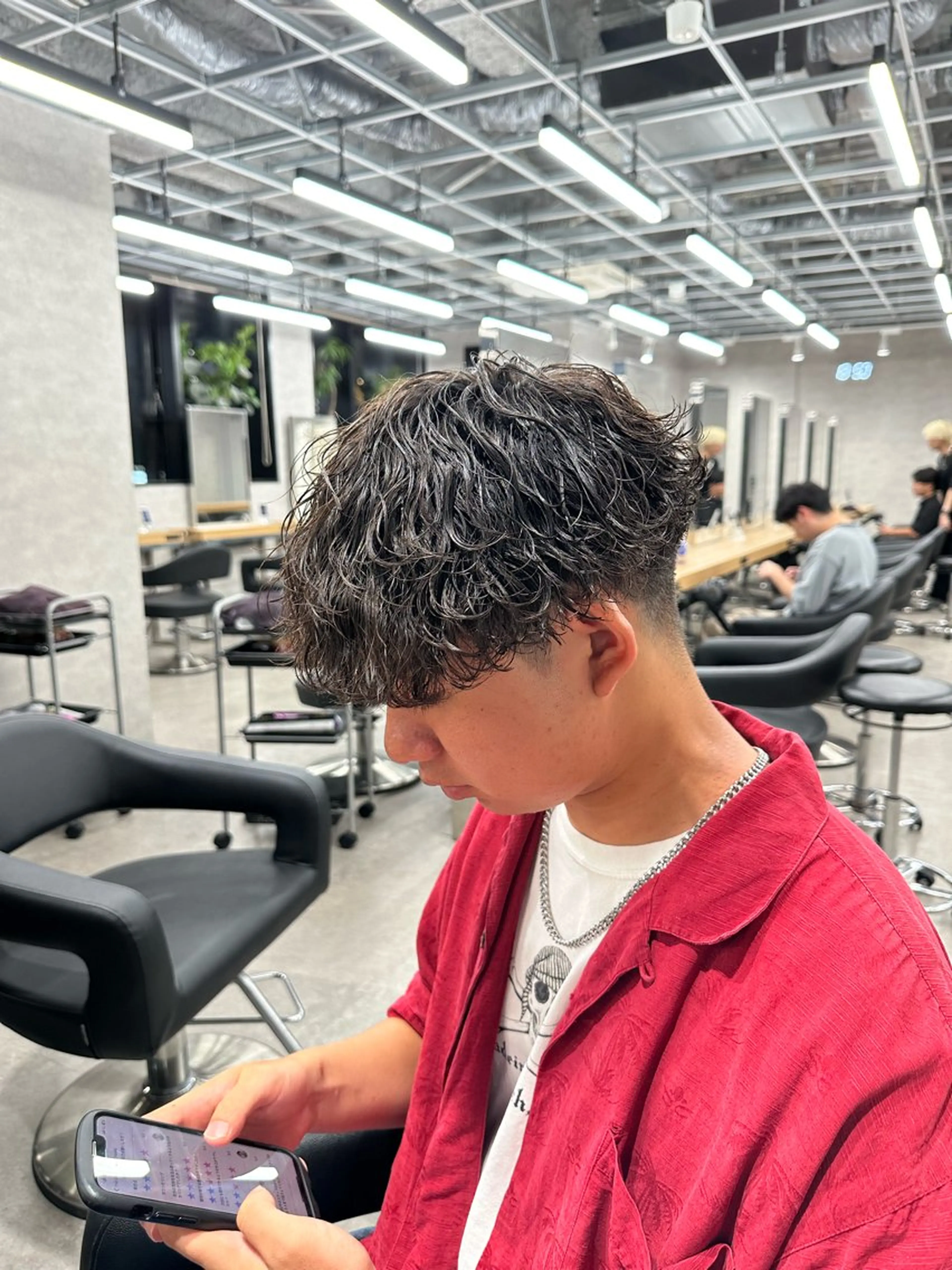 ショート パーマ メンズ 波巻きパーマ カット パーマ パーマ指名No. 1 /サエキカズマのヘアスタイル