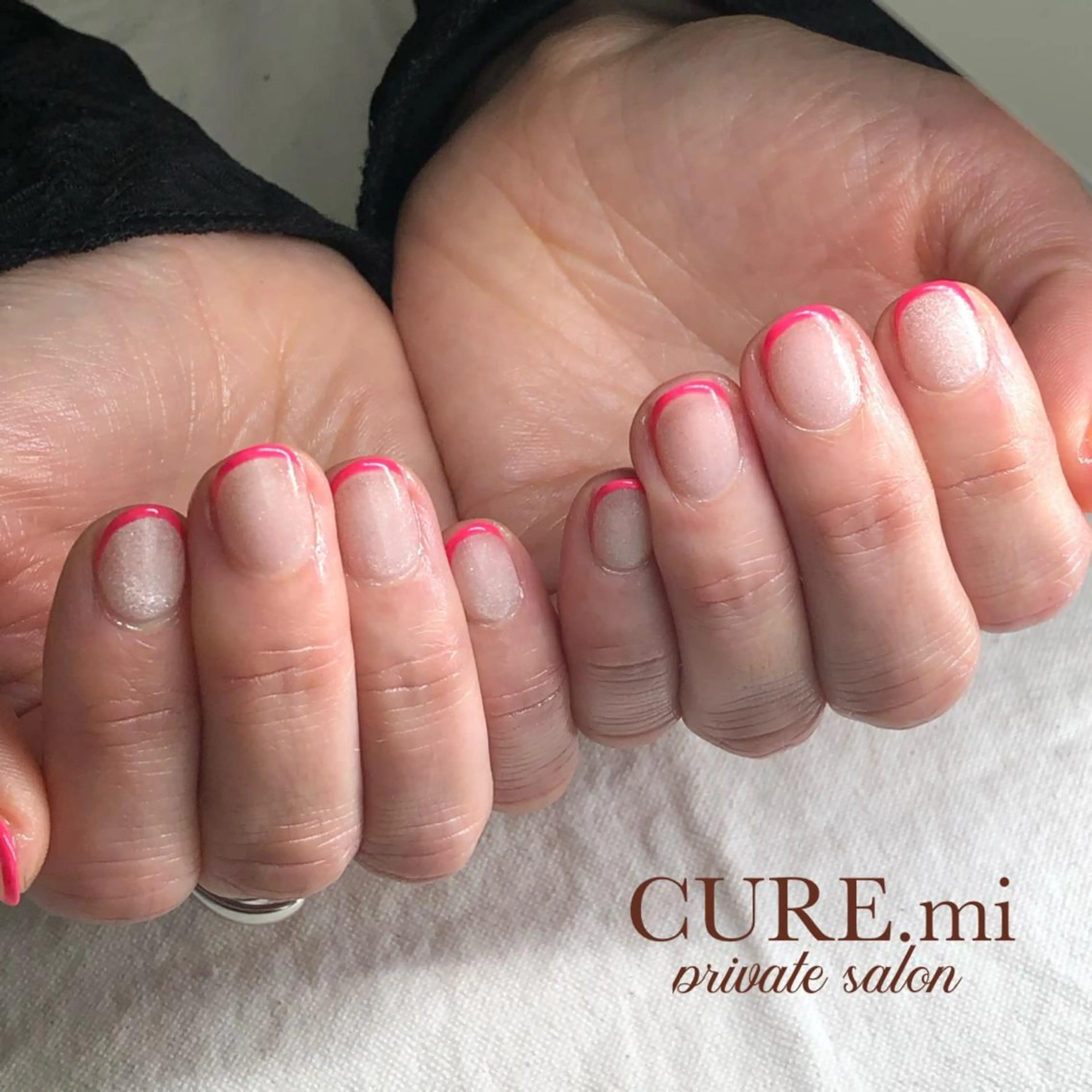 ネイル フレンチネイル マグネットネイル ハンドネイル ハンドケア CURE.mi所属・伊藤 美香のネイルデザイン