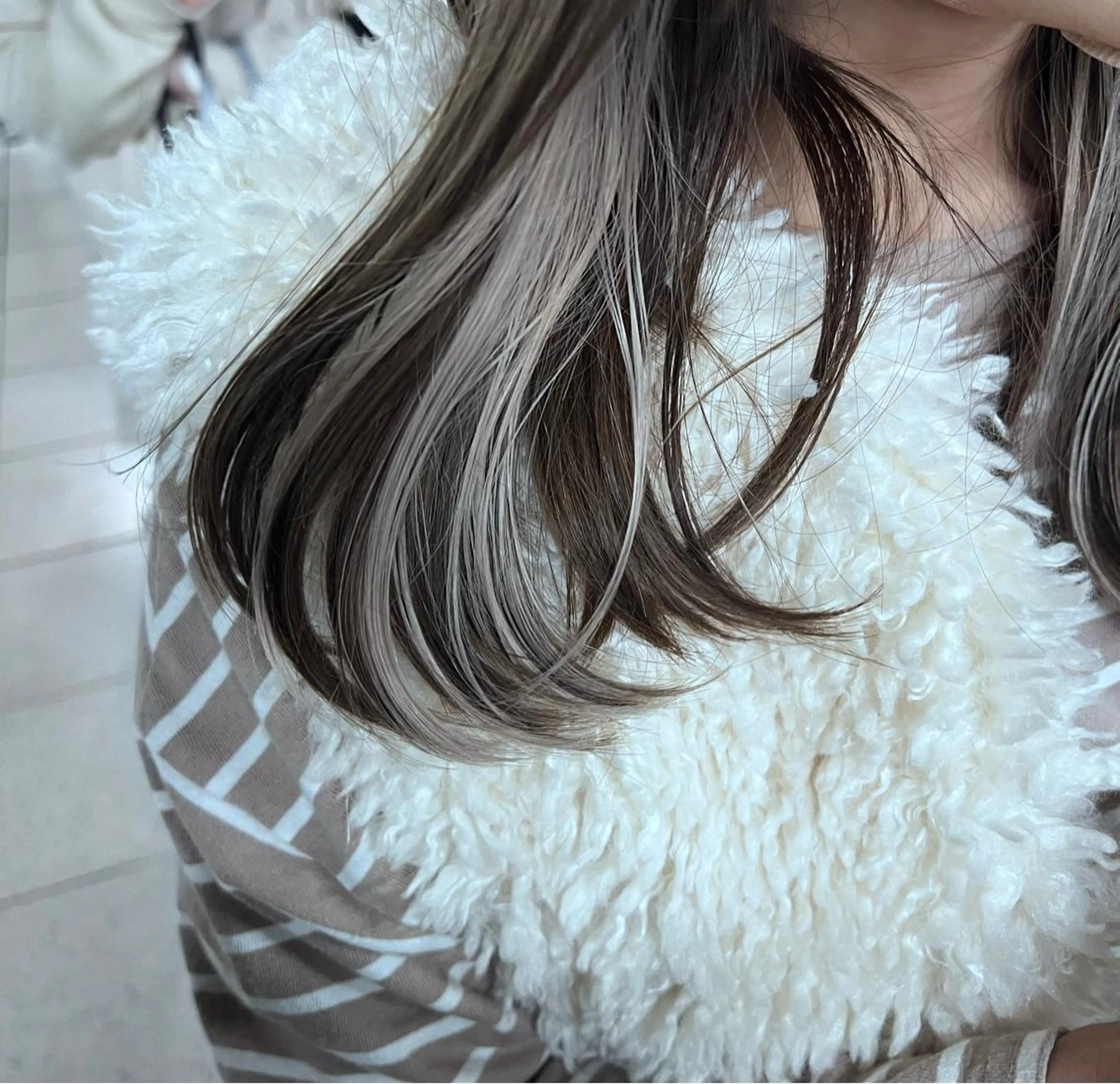 ロング ヘアカラー 青木 芽生のヘアスタイル