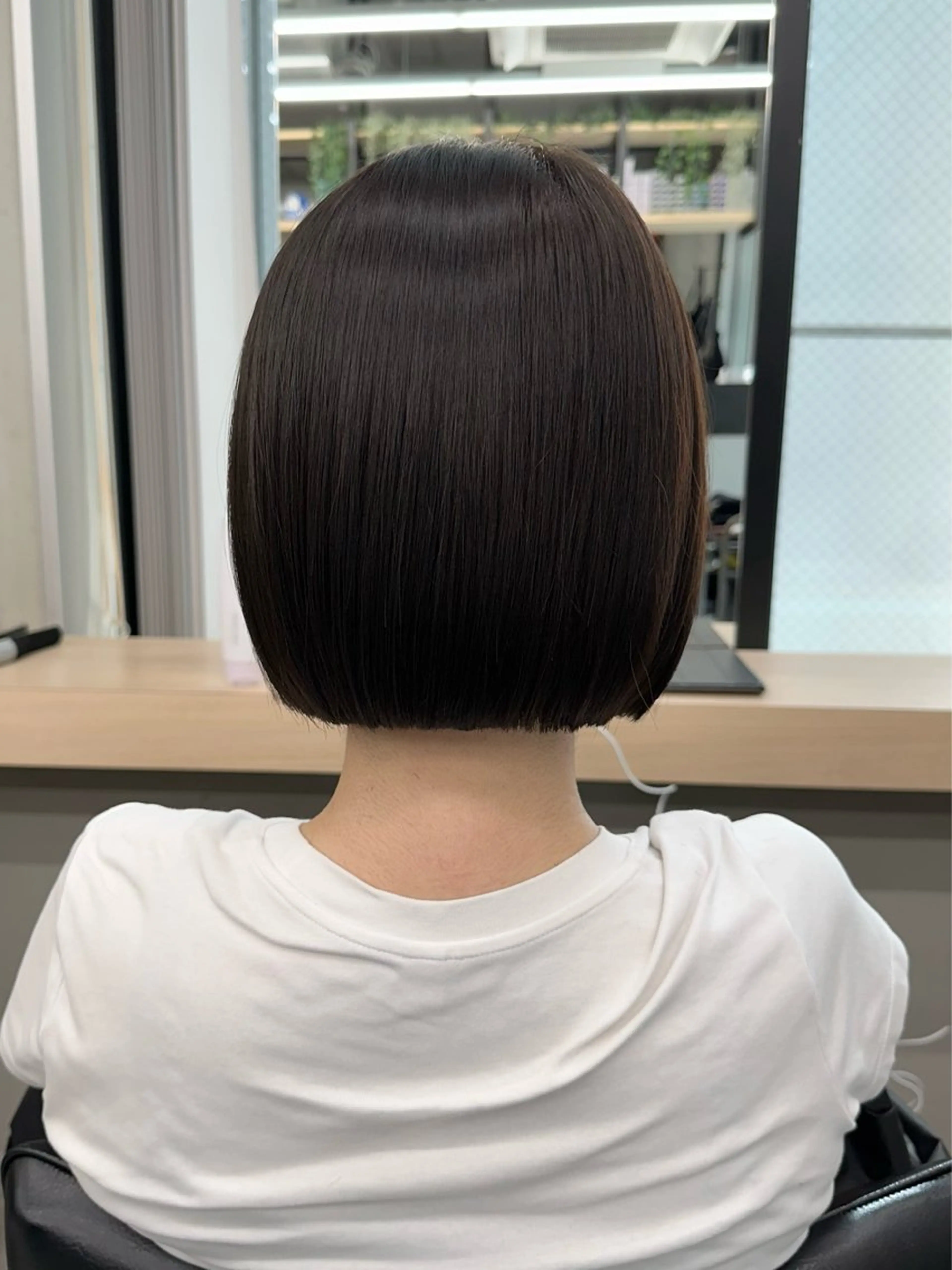 ショート カット ヘアカラー 切りっぱなしボブ/ 小顔ボブNANAのヘアスタイル