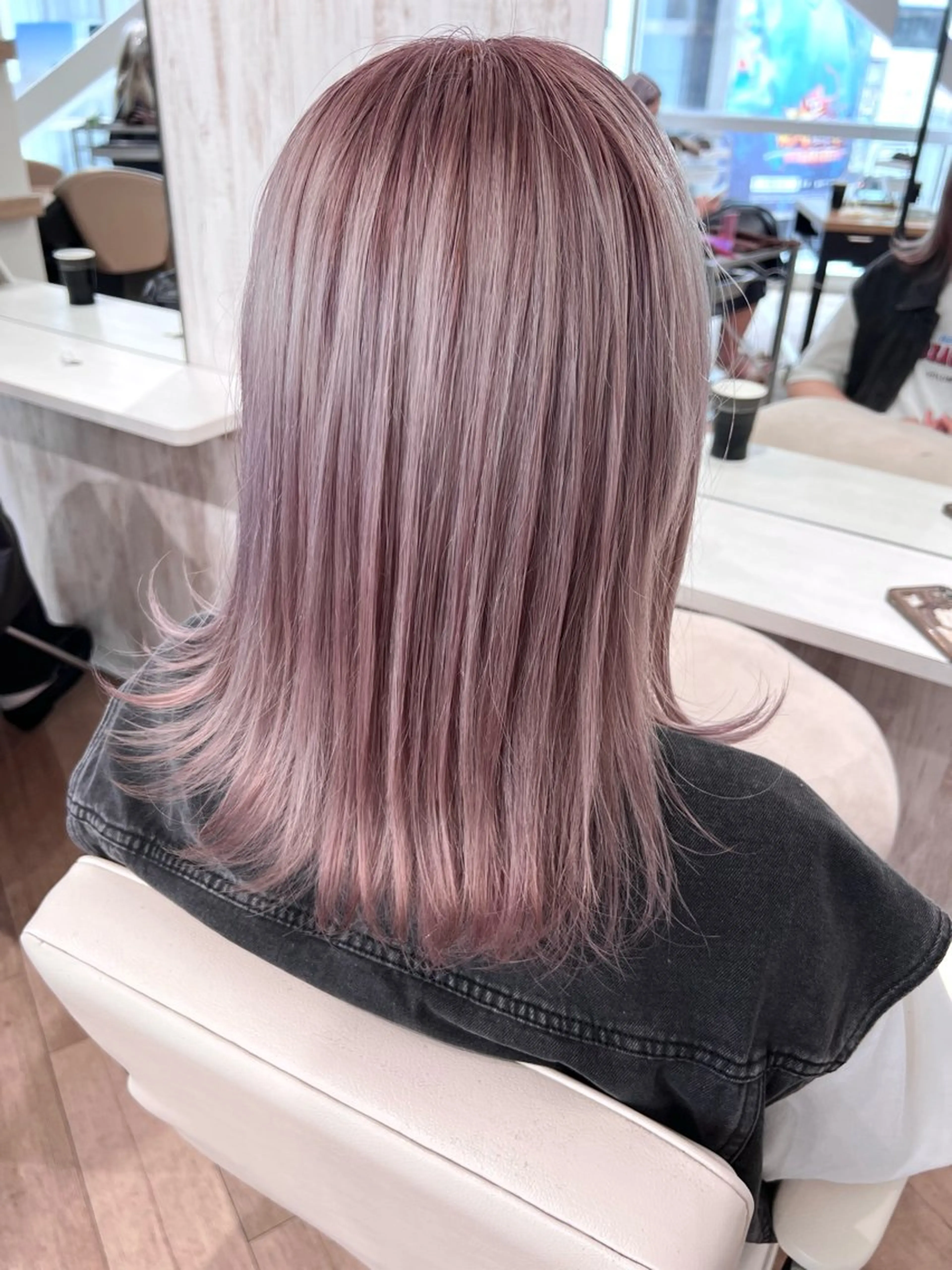 セミロング カラー バレイヤージュ ベージュカラー ブリーチ ケアブリーチ ダブルカラー カット トリートメント 艶カラー/髪質改善/ 縮毛矯正/池袋/千葉のヘアスタイル